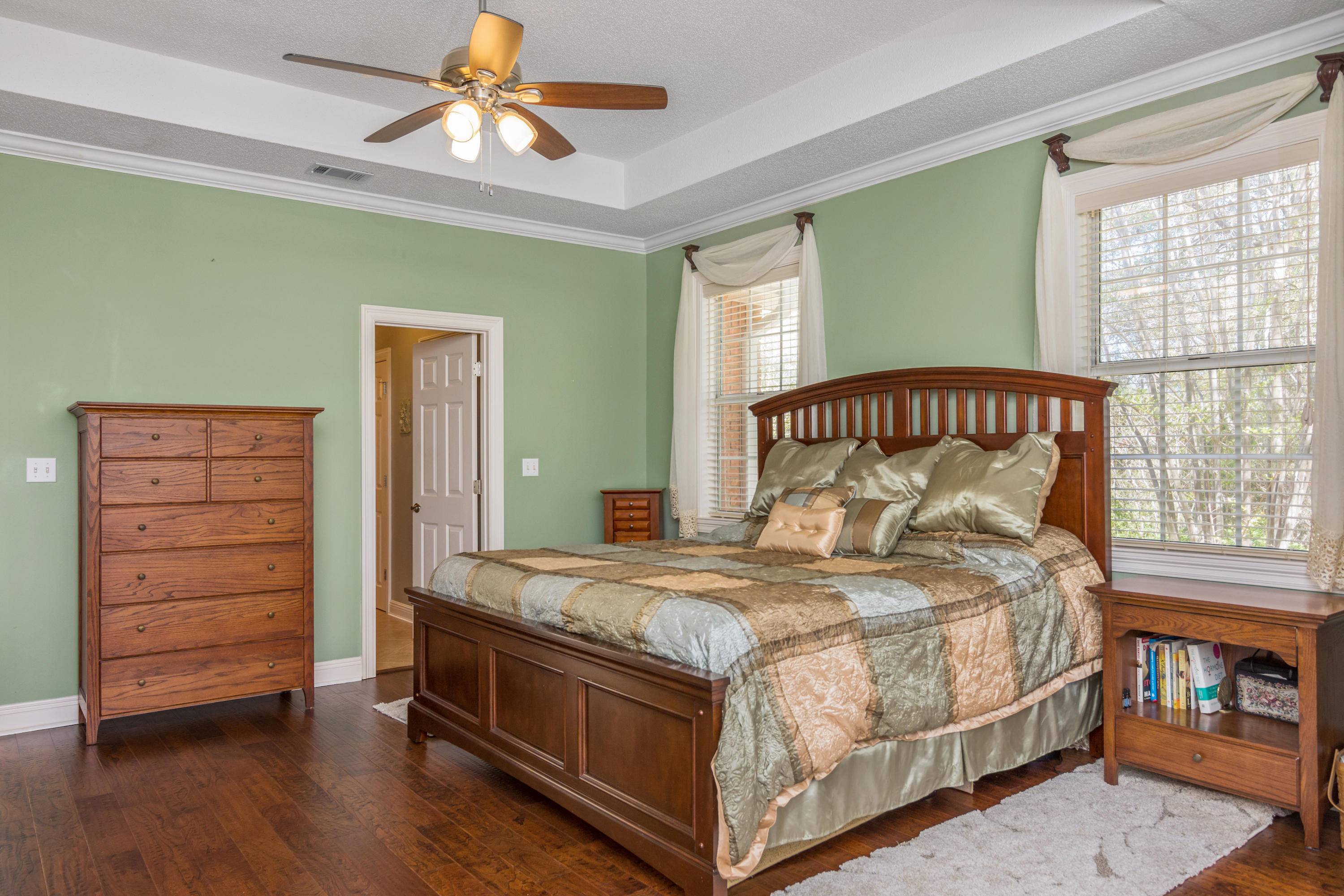 KENNEDY LAKE (UNRECORDED) - Residential