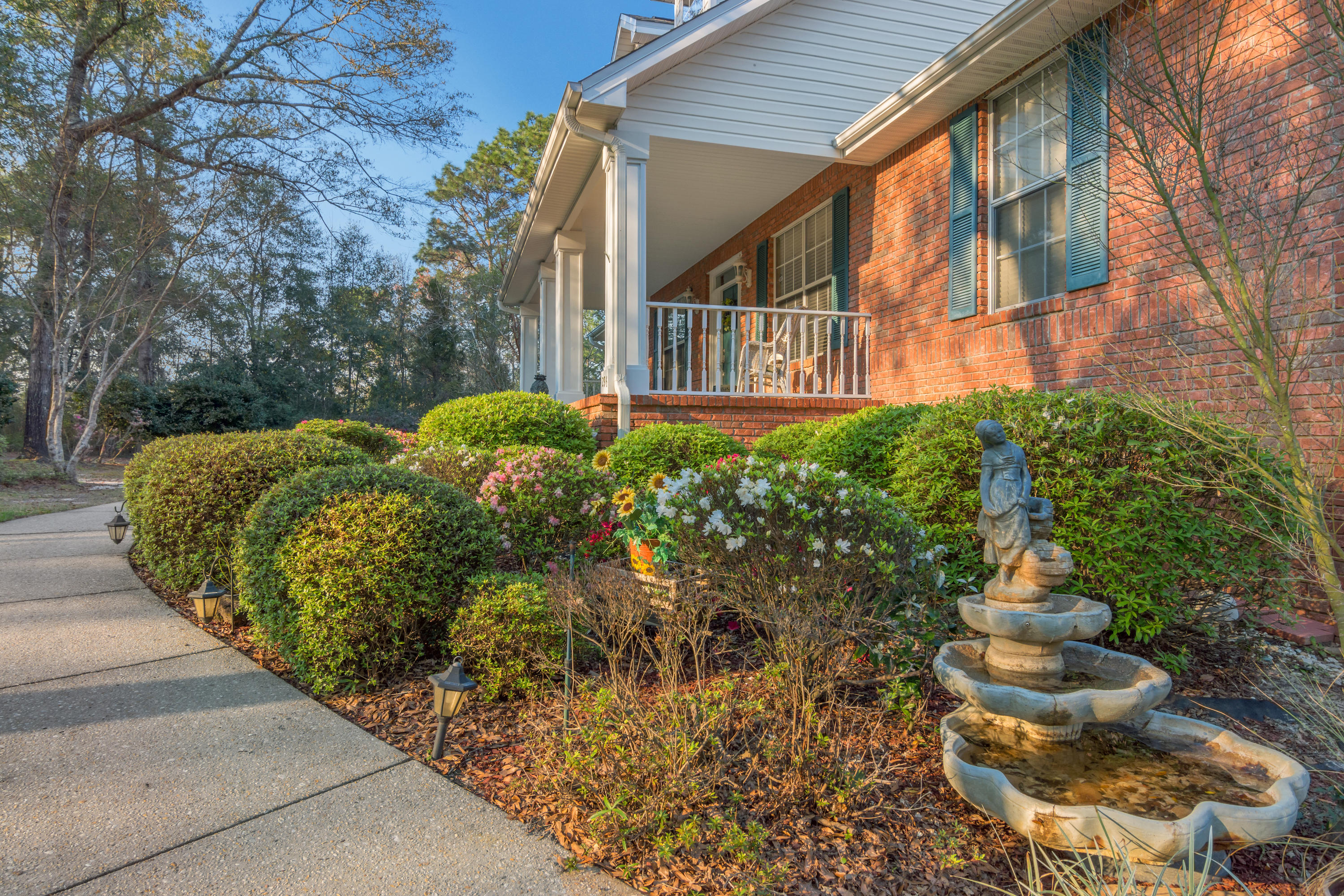 KENNEDY LAKE (UNRECORDED) - Residential