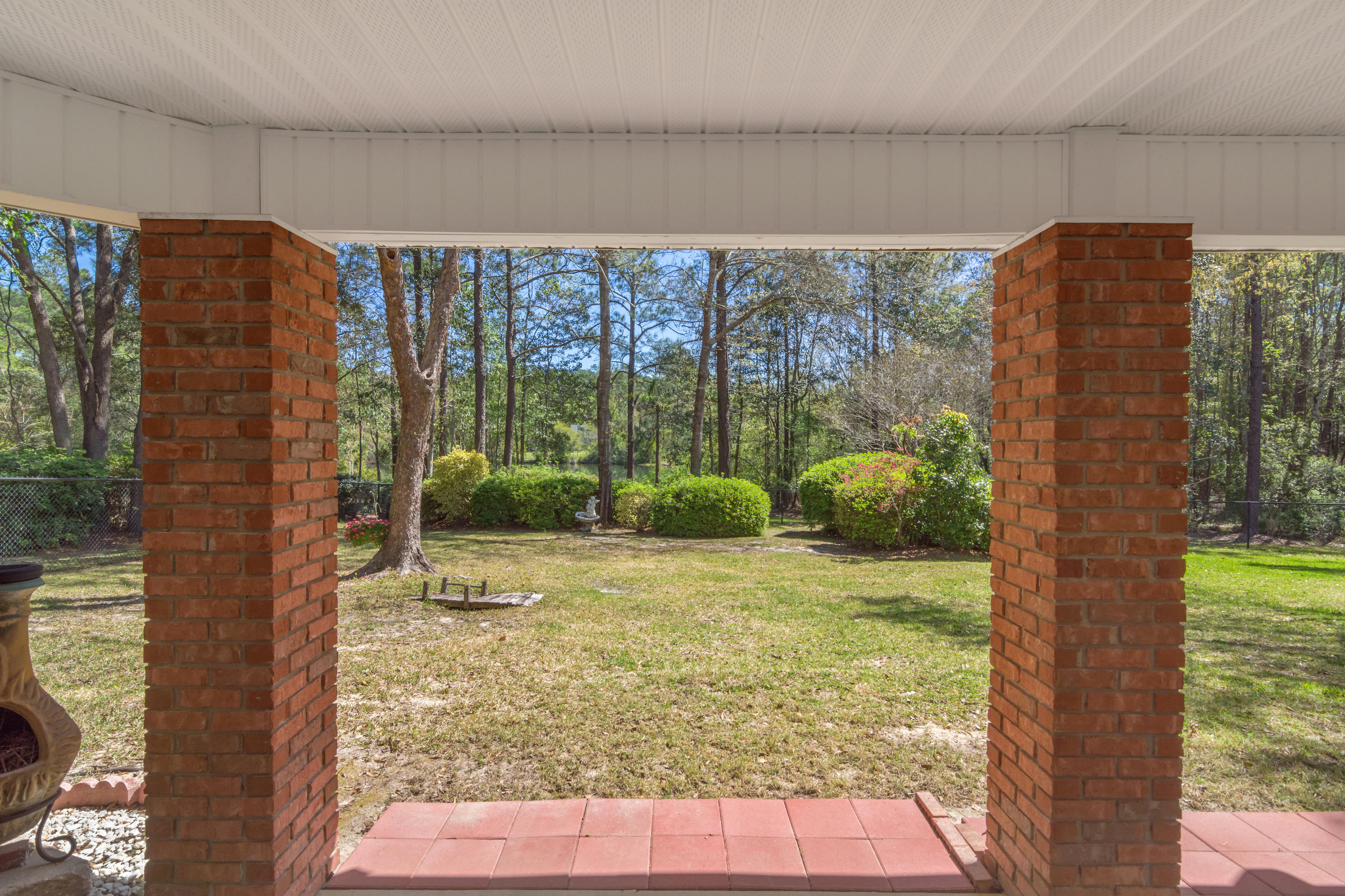 KENNEDY LAKE (UNRECORDED) - Residential