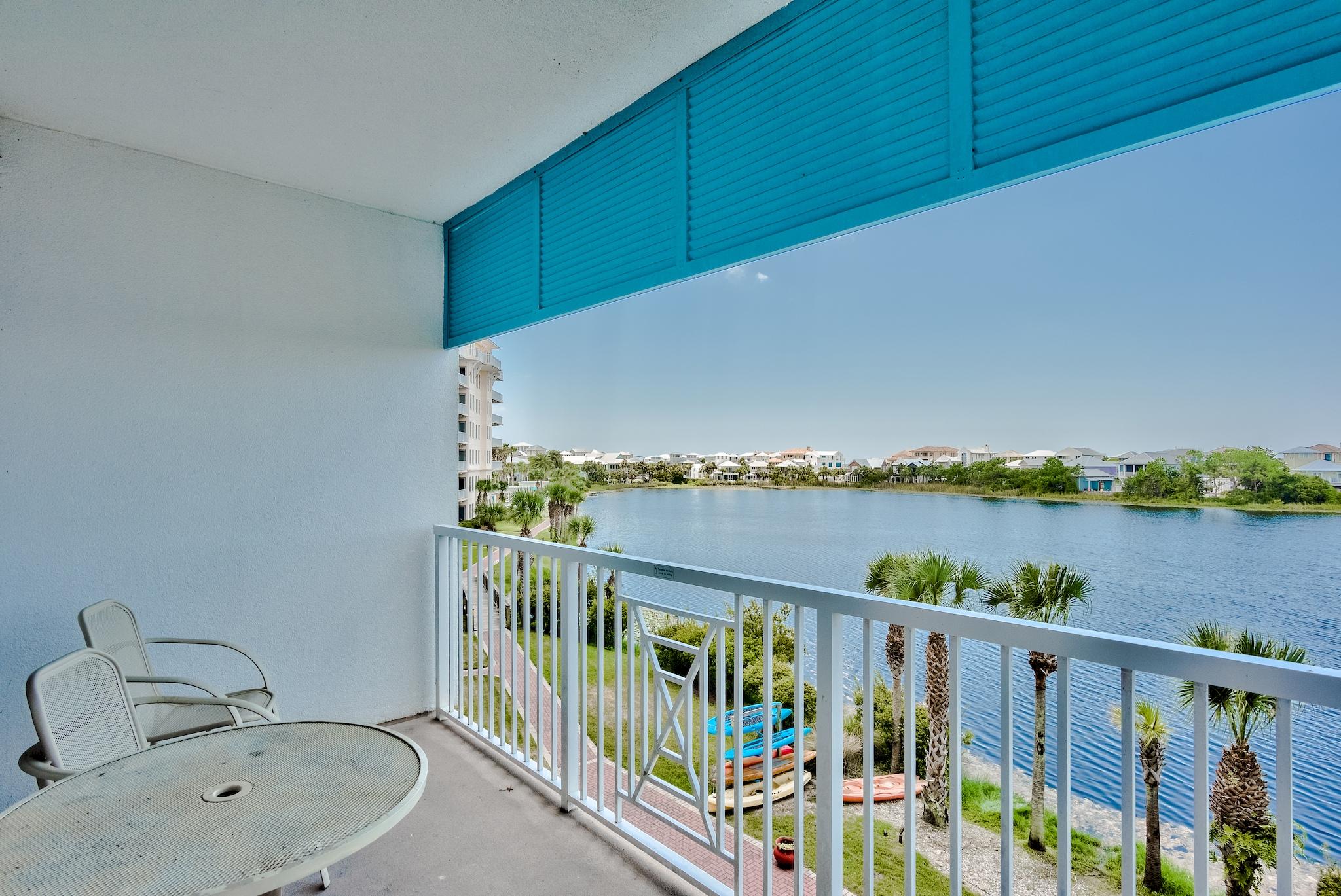 Carillon Beach Inn is perfectly located on the west end of Panama City Beach with quick access to Pier Park, Northwest Florida Beaches International Airport (ECP), Lake Powell, and all that 30A has to offer. Take advantage of all the great amenities in Carillon Beach Resort with over 3,900 ft. of sugar white sand beaches, 4 community pools, 2 hot tubs, tennis, yoga studio, fitness center, retail shopping & dining at Carillon Market Street. Enjoy outdoor activities such as bike rentals, kayaking, paddle boarding, snorkeling, fishing and much more. Unit 307 is a third floor unit with direct access to a covered balcony with serene views of Lake Carillon from the bedroom. This unit features luxury vinyl plank flooring throughout with tile in the kitchen & bathroom.