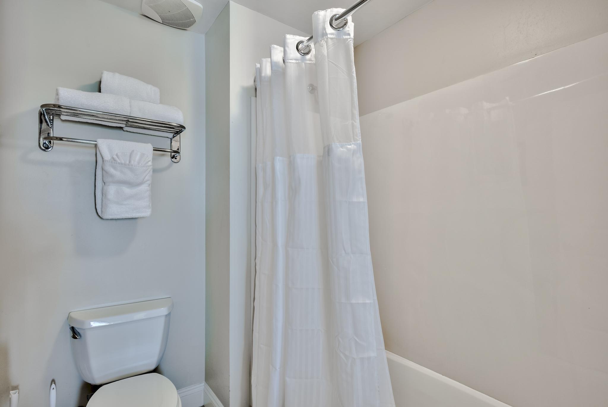 CARILLON BEACH INN - Residential