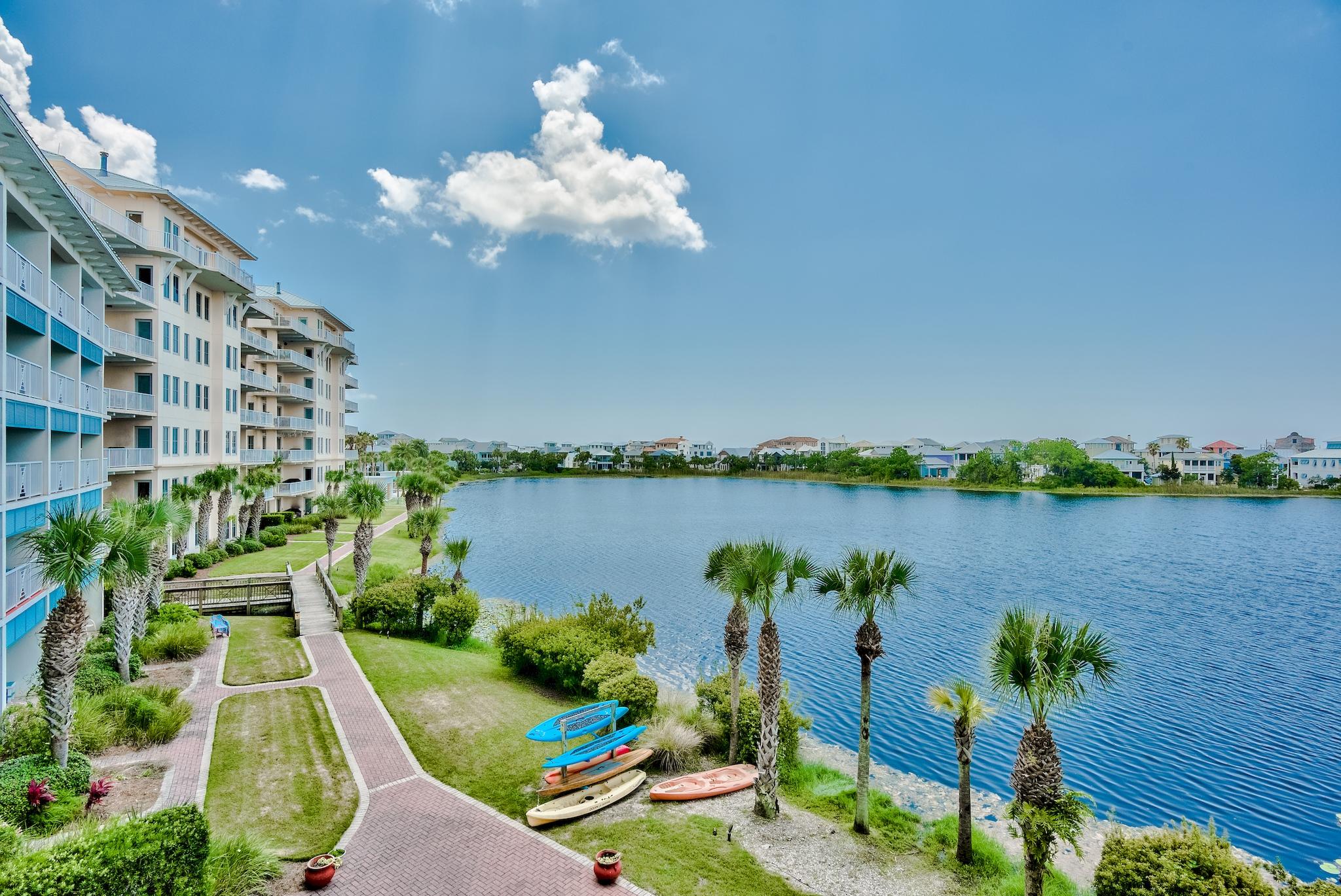 CARILLON BEACH INN - Residential