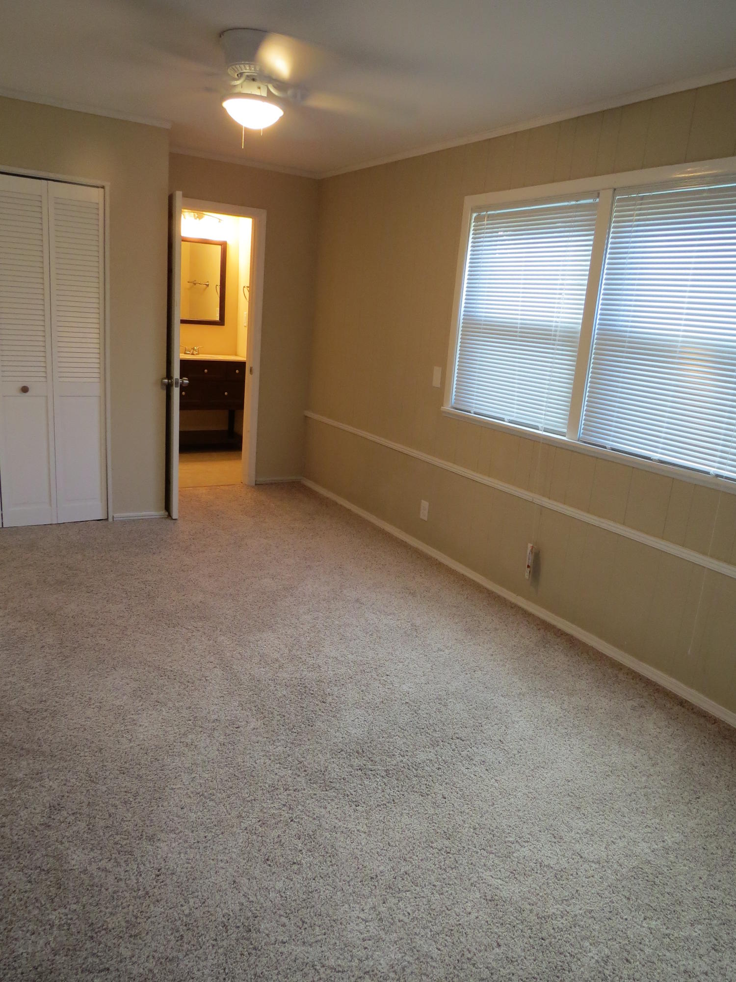 PORT DIXIE S80 FT OF LOTS 4 5 & 6 BLK 80 - Residential