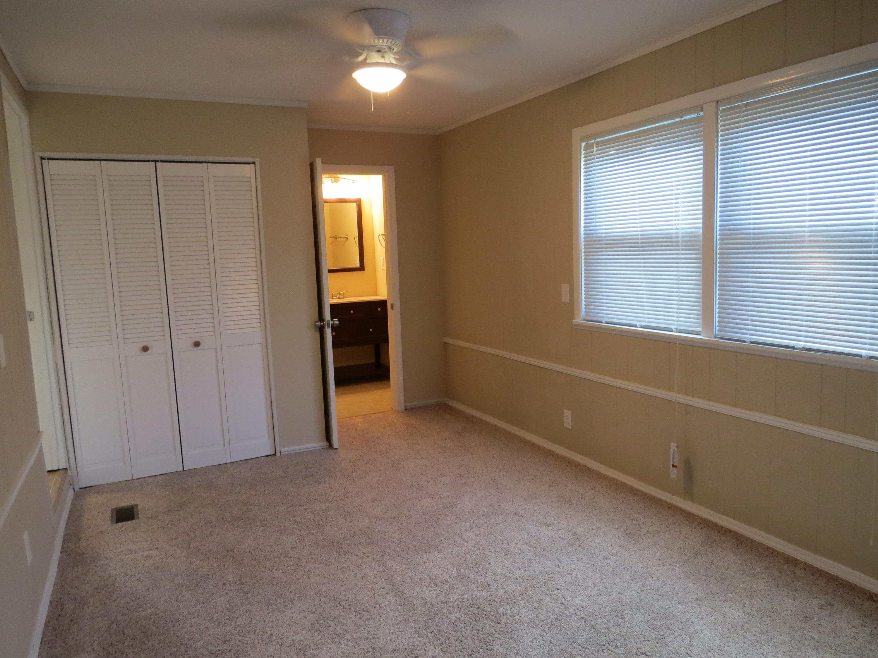 PORT DIXIE S80 FT OF LOTS 4 5 & 6 BLK 80 - Residential