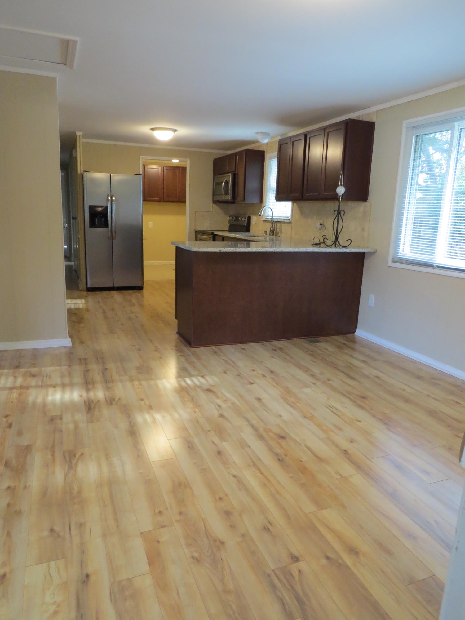 PORT DIXIE S80 FT OF LOTS 4 5 & 6 BLK 80 - Residential