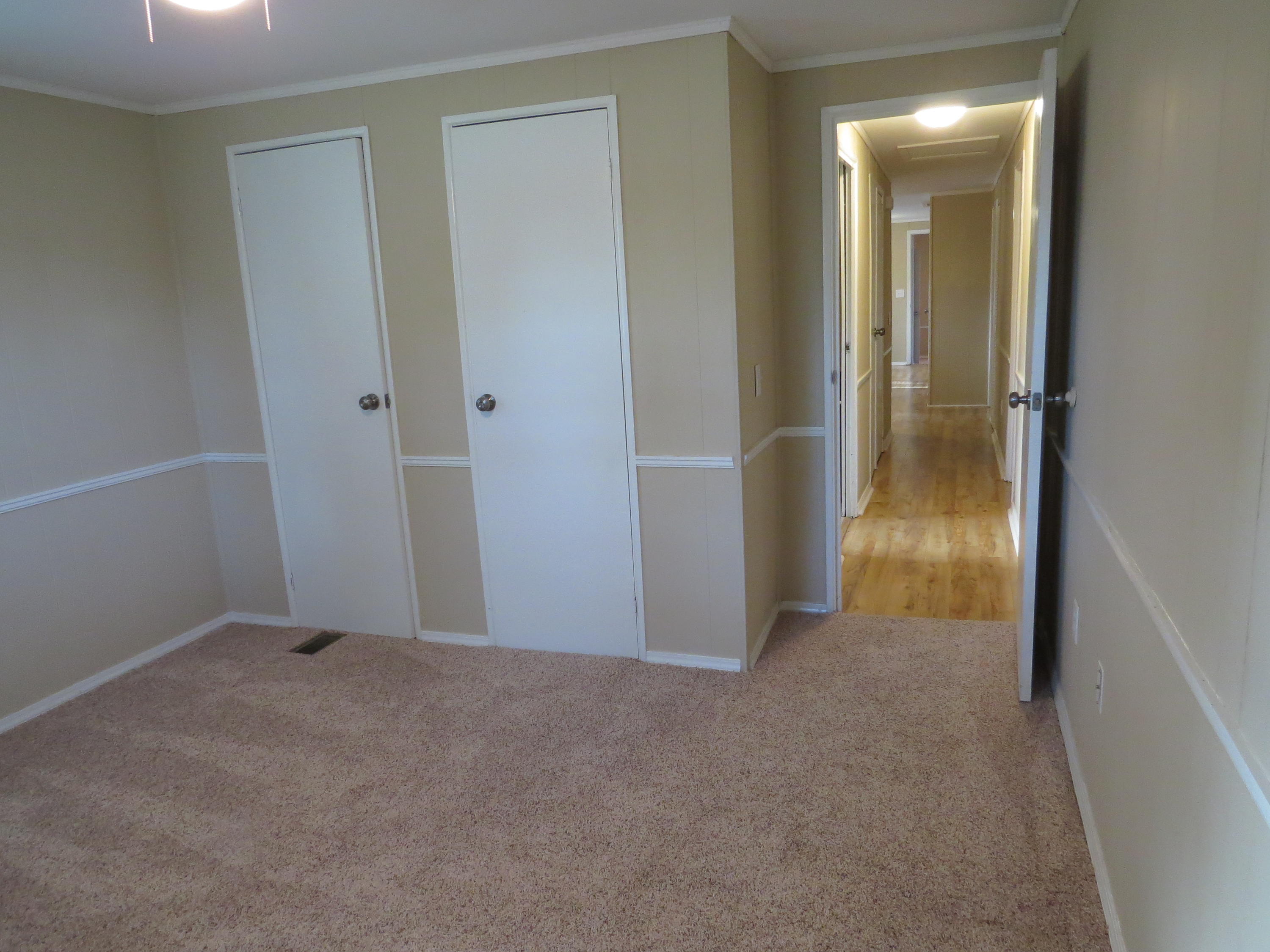 PORT DIXIE S80 FT OF LOTS 4 5 & 6 BLK 80 - Residential