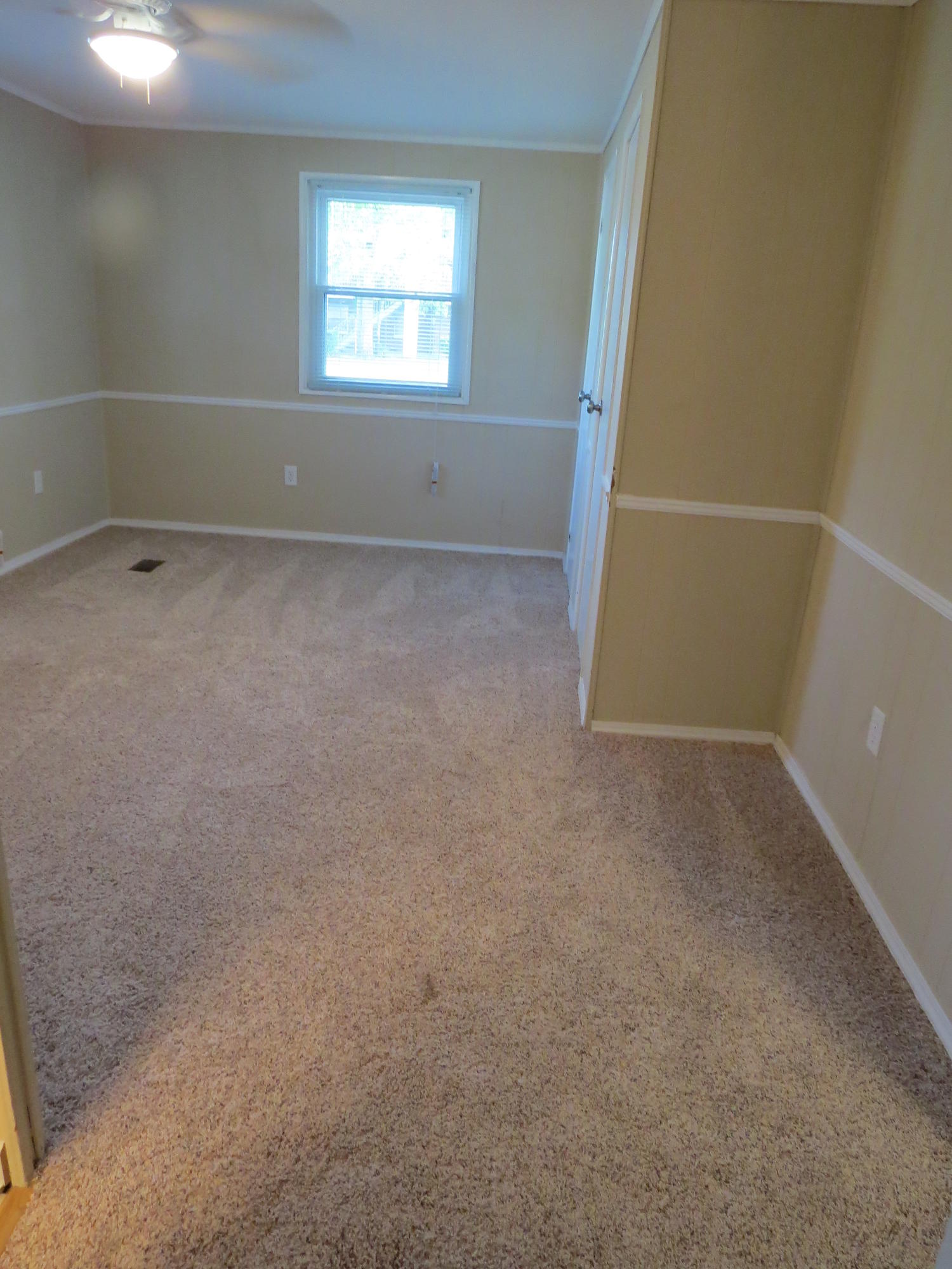 PORT DIXIE S80 FT OF LOTS 4 5 & 6 BLK 80 - Residential