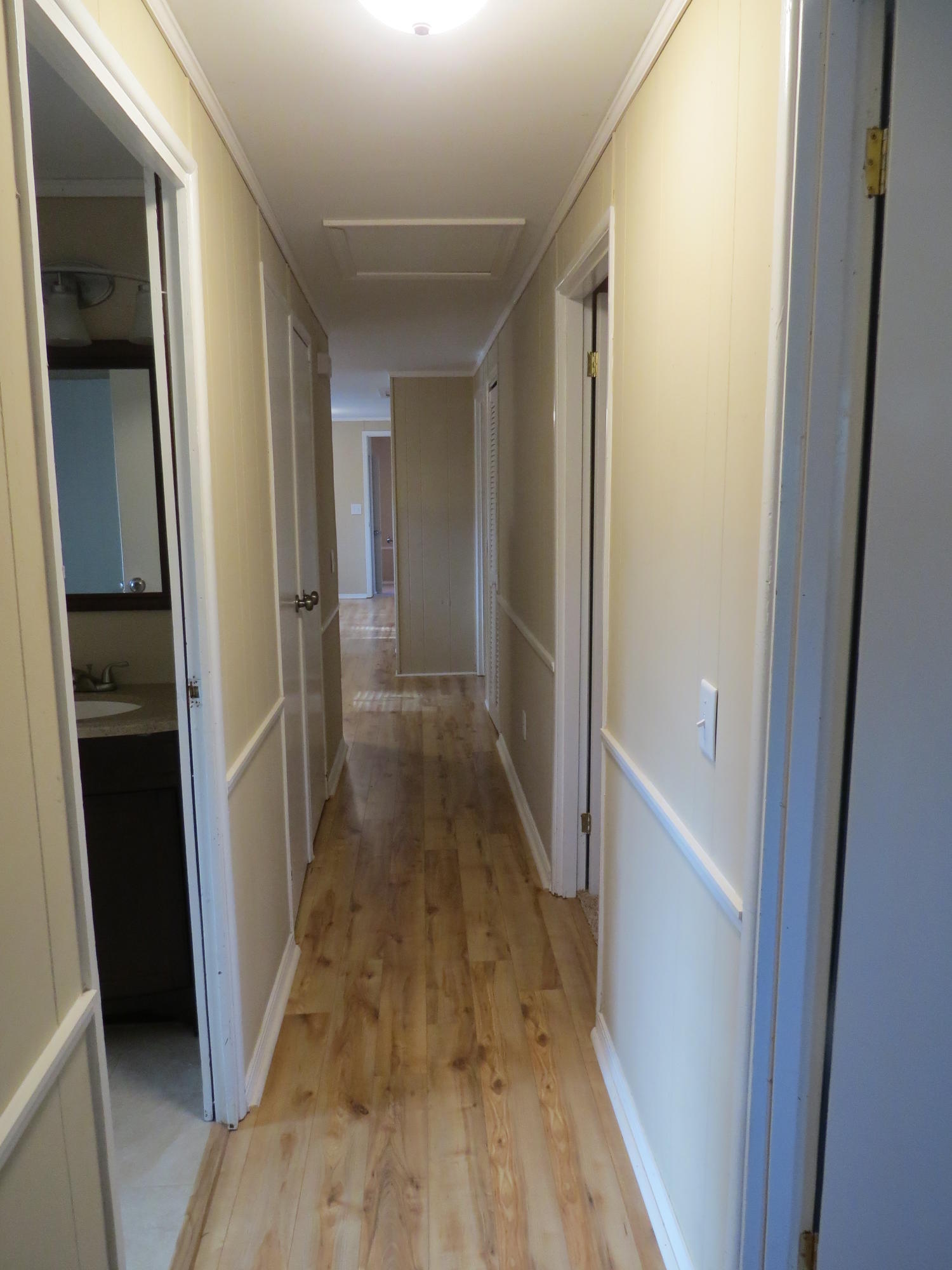 PORT DIXIE S80 FT OF LOTS 4 5 & 6 BLK 80 - Residential