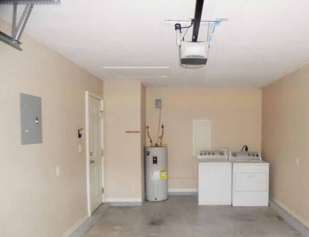 CRESTVIEW - Residential