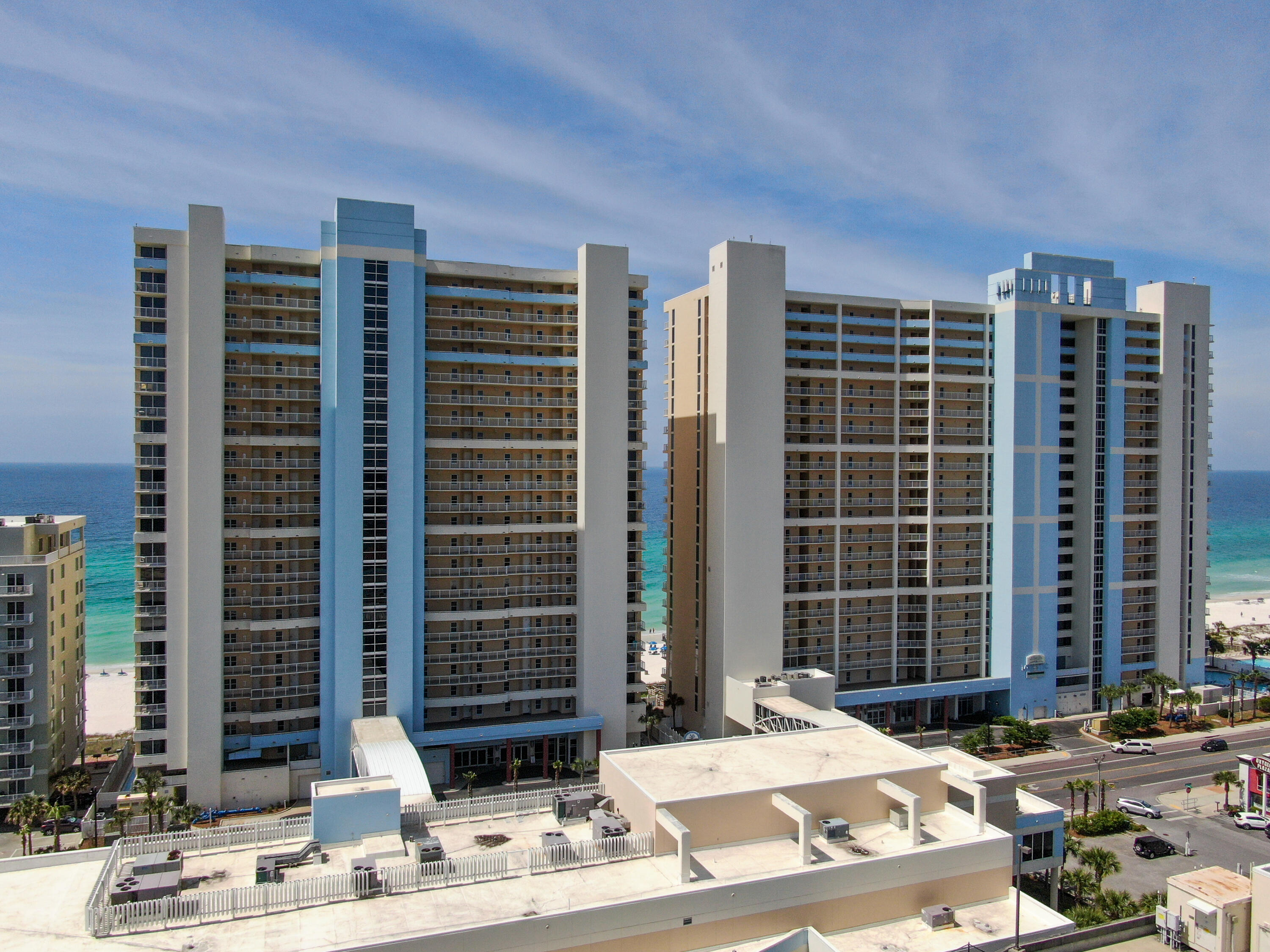 MAJESTIC BEACH TOWERS II - Residential