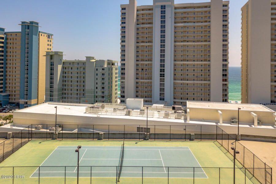 MAJESTIC BEACH TOWERS II - Residential