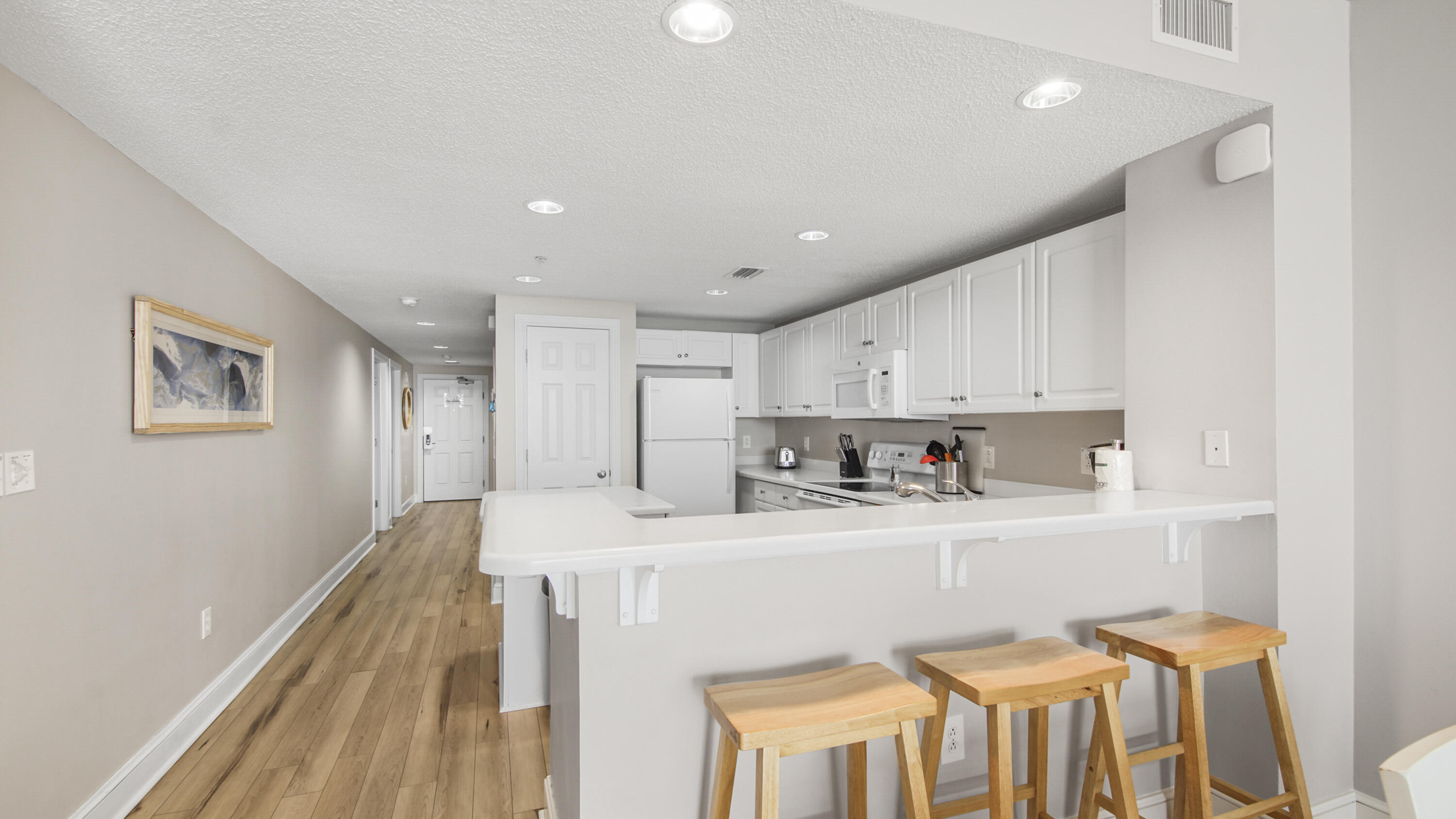 MAJESTIC BEACH TOWERS II - Residential