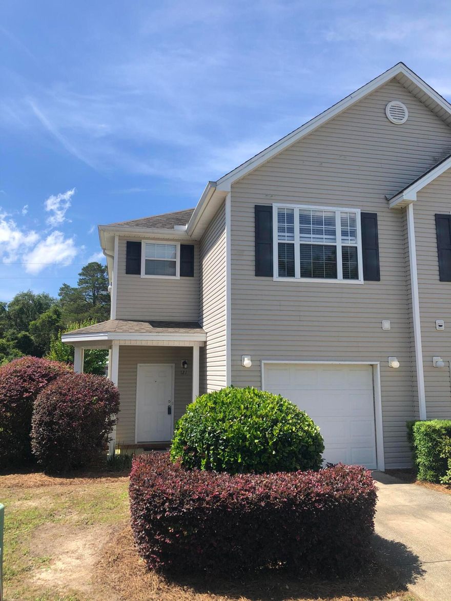 Great location in the heart of Niceville! This 3 bedroom, 2.5 bath home has 9' ceilings and six panel hardboard doors with custom trim. The main floor features a spacious open floor plan with living and dining areas and the kitchen has a breakfast bar, lots of cabinets, a pantry and all appliances. Upstairs you'll find an oversized master suite with adjoining bath and walk-in closet. Two additional bedrooms share a bath and the laundry area is conveniently located upstairs. An added bonus is the attached garage! HOA fees include: liability insurance, front lawn maintenance, irrigation, accounting & management. More pictures coming soon. This home is ready and waiting for you!