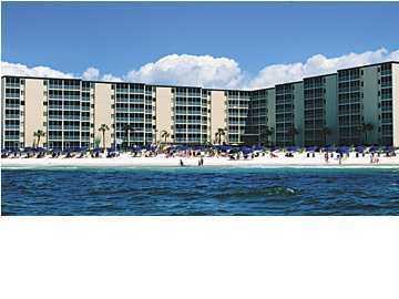 HOLIDAY SURF & RACQUET CLUB - Residential