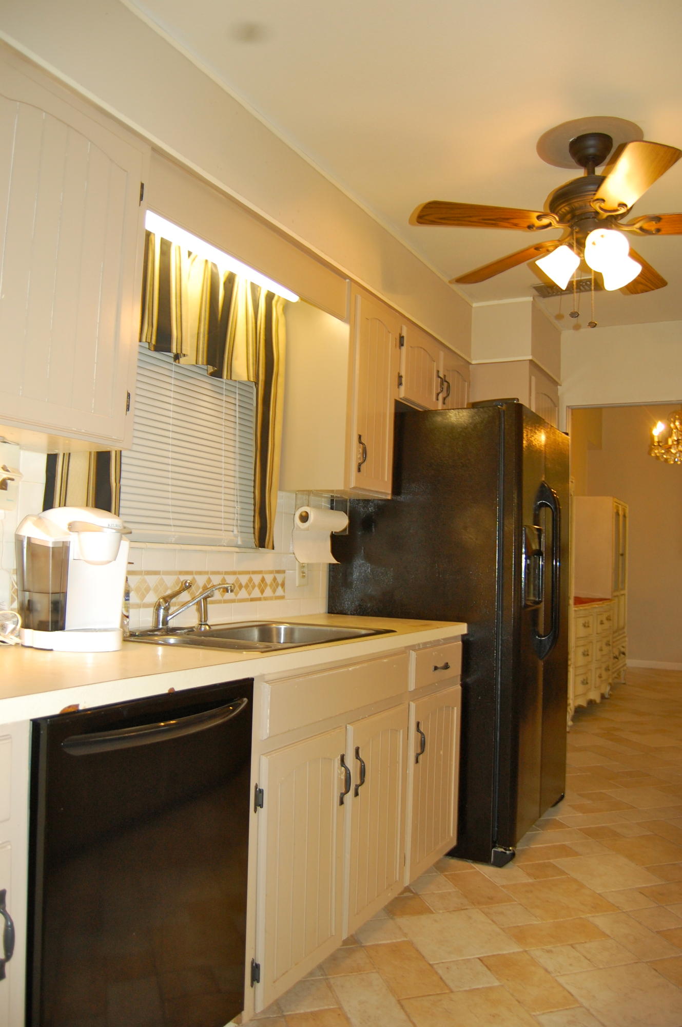 YACHT CLUB ESTATES - Residential