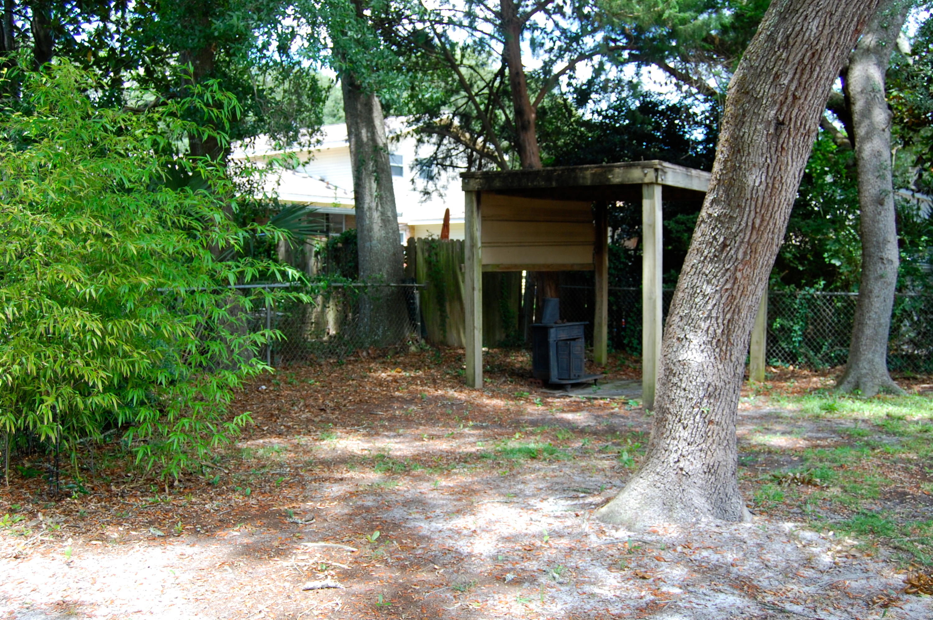 YACHT CLUB ESTATES - Residential