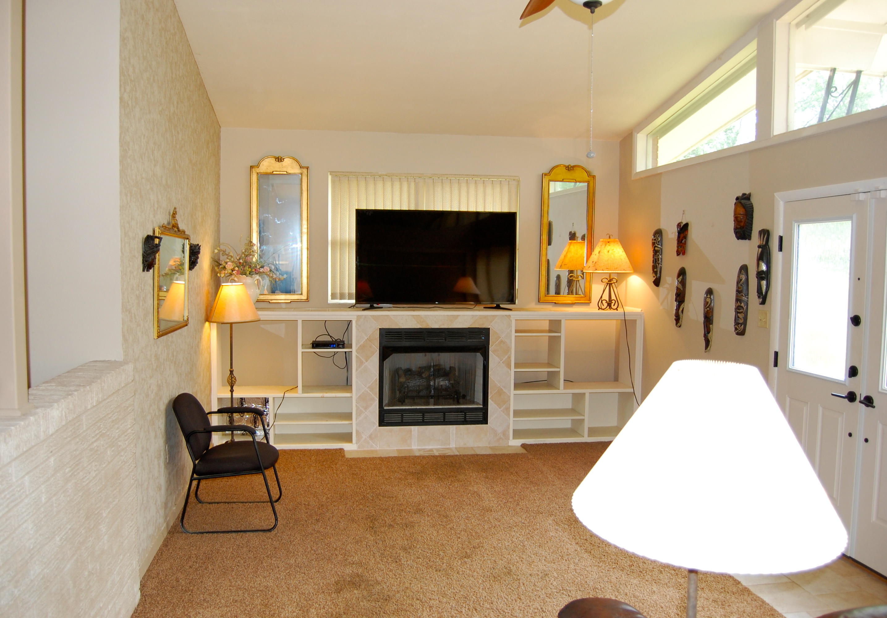 YACHT CLUB ESTATES - Residential