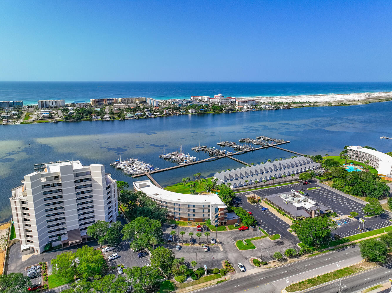 PIRATES BAY PH 1 - Residential