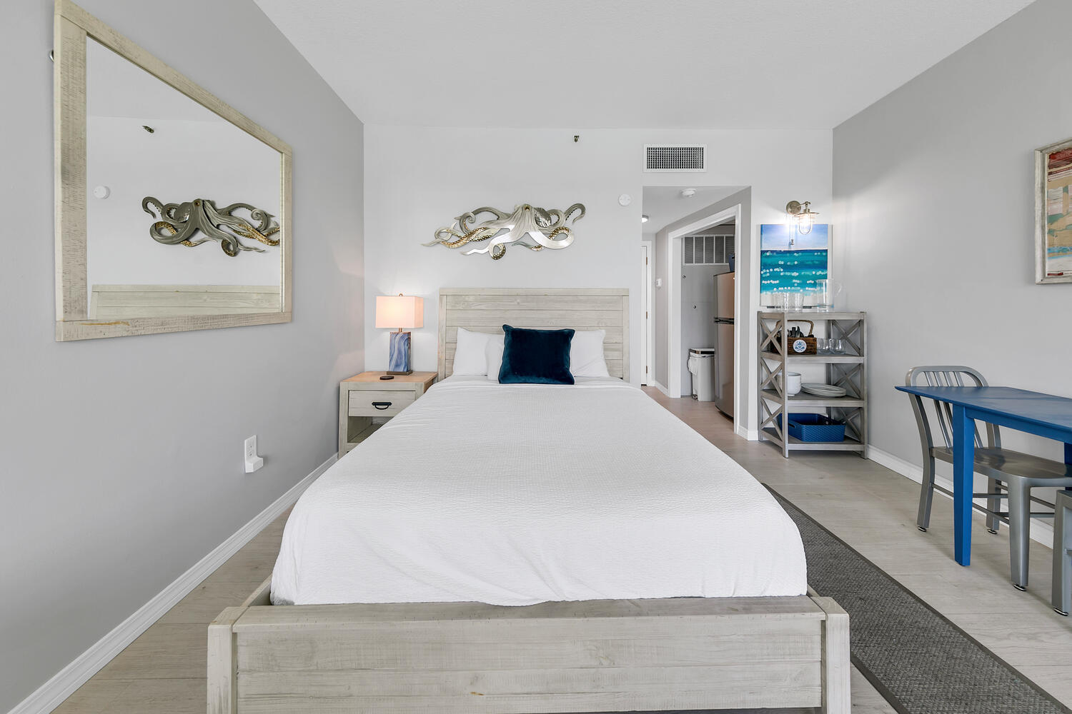 PIRATES BAY PH 1 - Residential