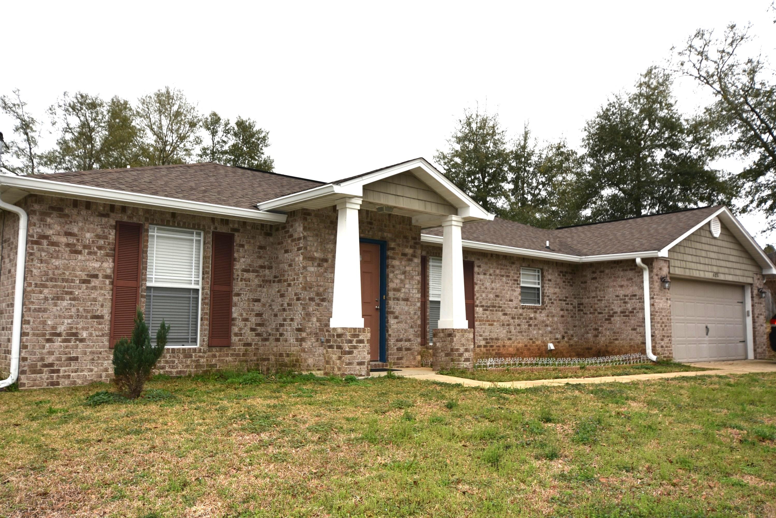 SILVER SPRINGS EST - Residential