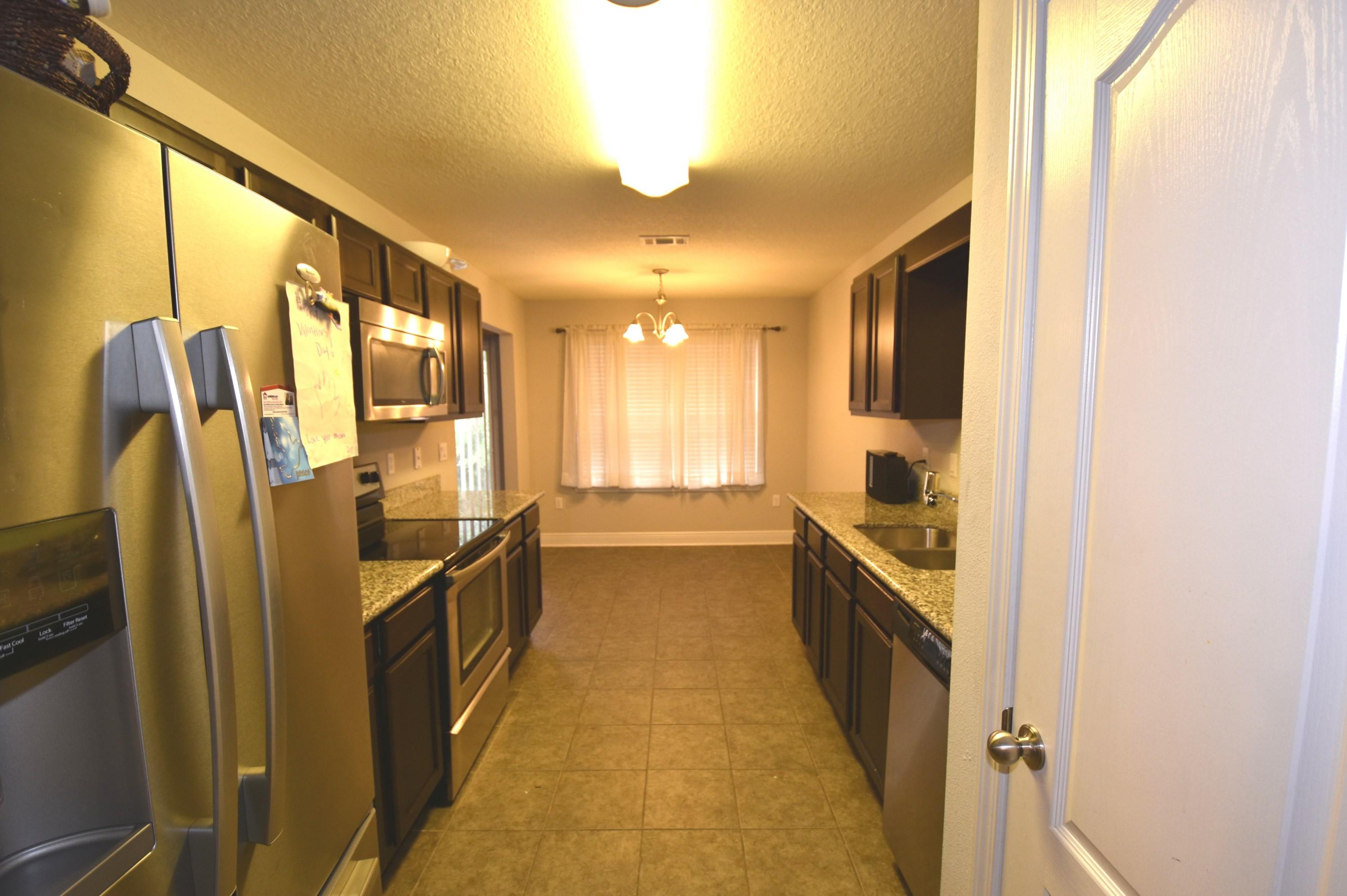 SILVER SPRINGS EST - Residential
