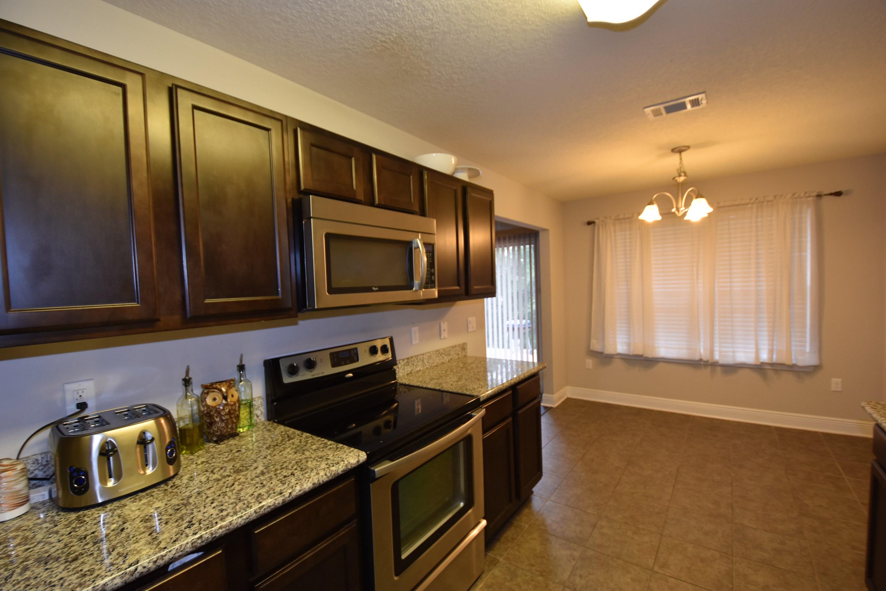 SILVER SPRINGS EST - Residential