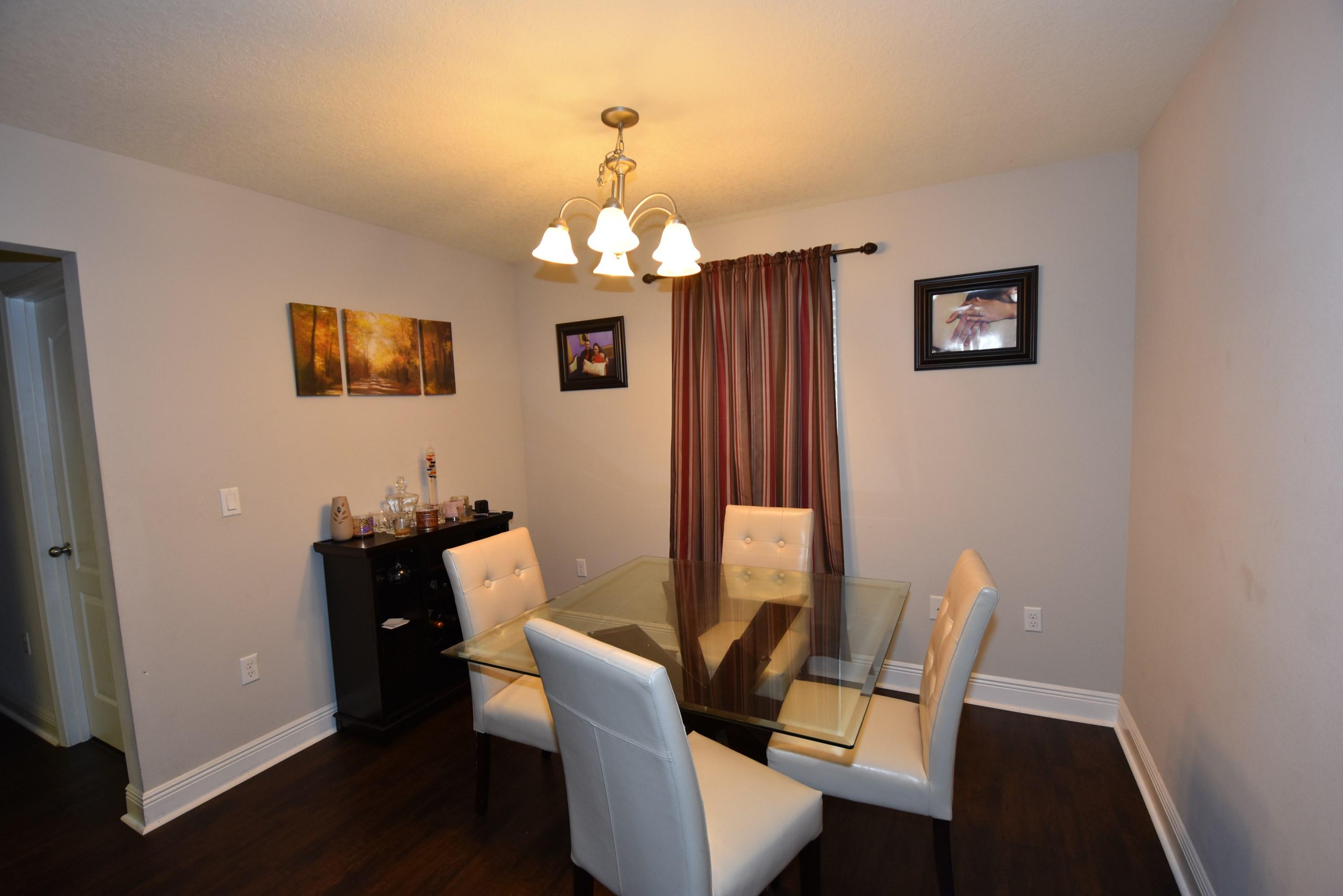 SILVER SPRINGS EST - Residential