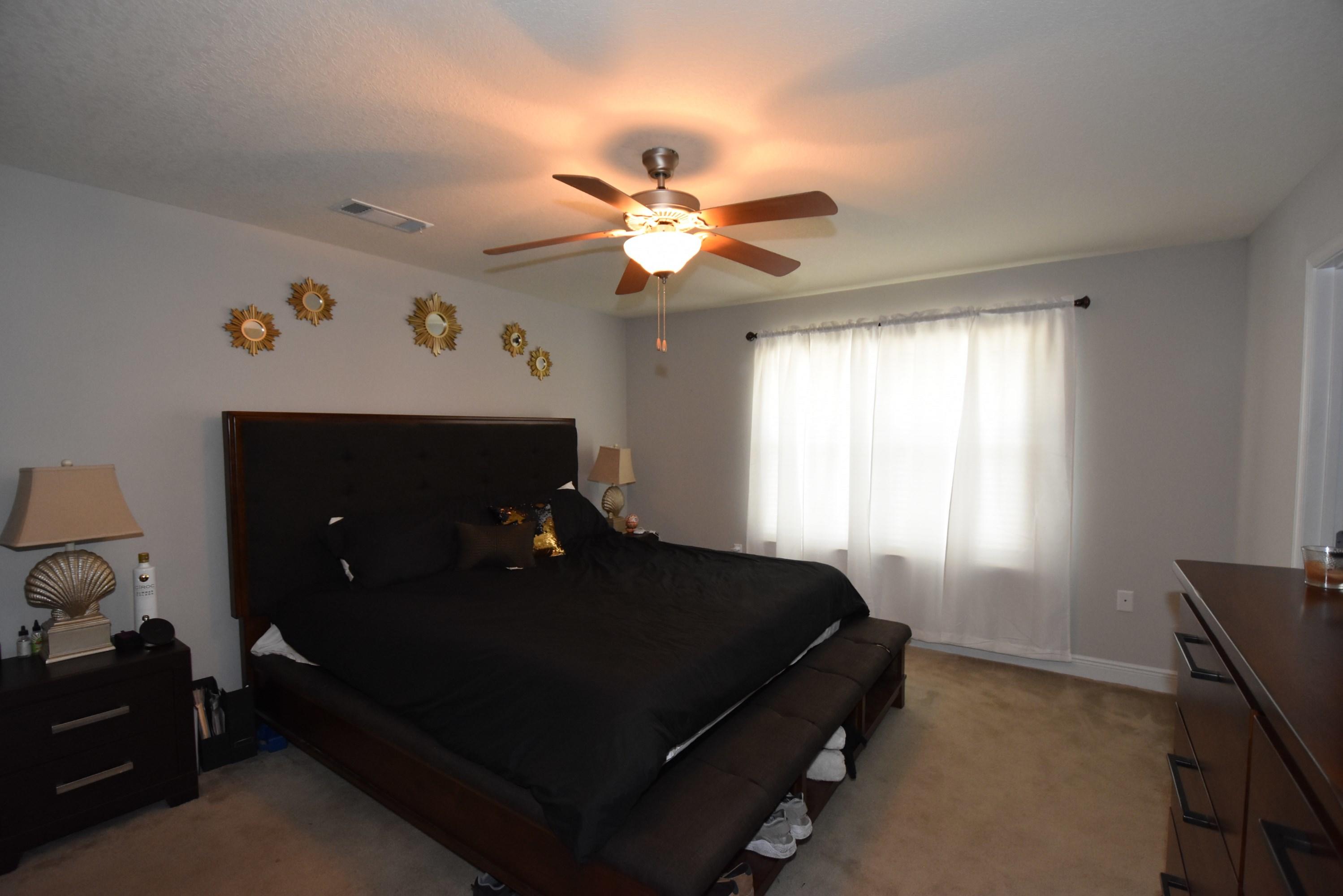 SILVER SPRINGS EST - Residential