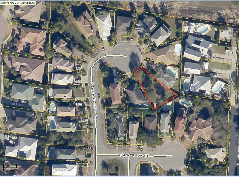 TERRA COTTA TERRACE - Land