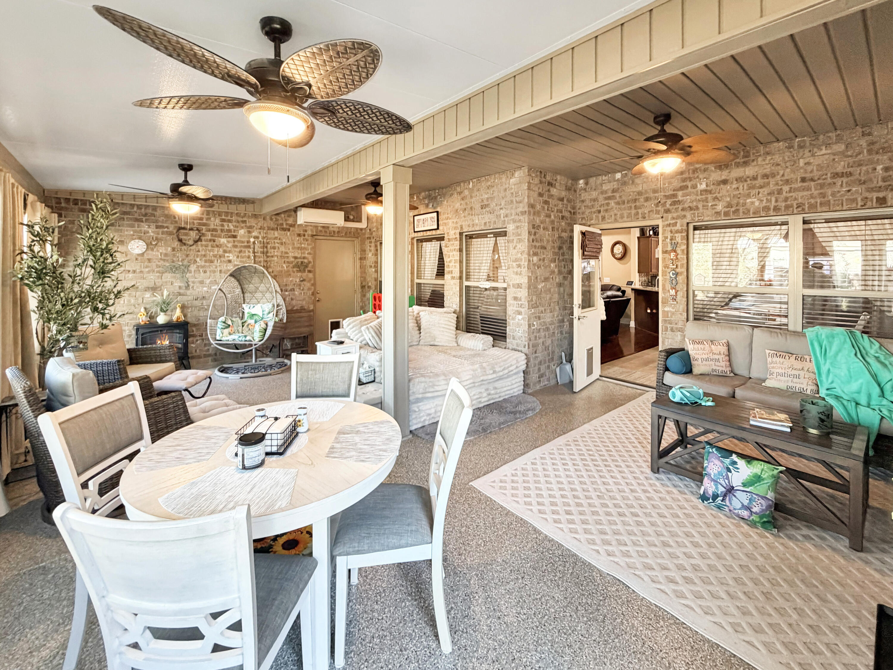 ROLLING RIDGE S/D - Residential