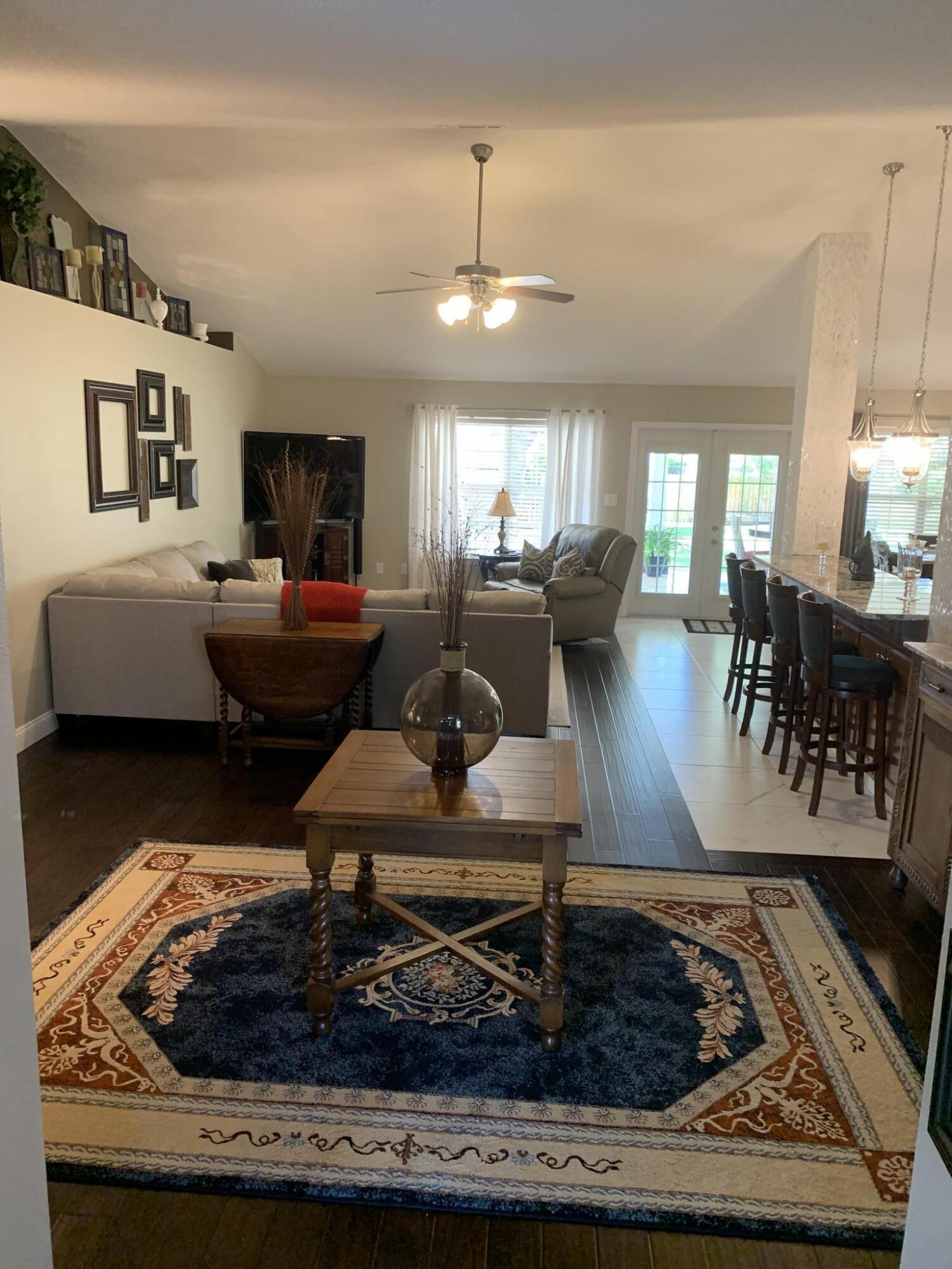 HOLLEY BY THE SEA - Residential