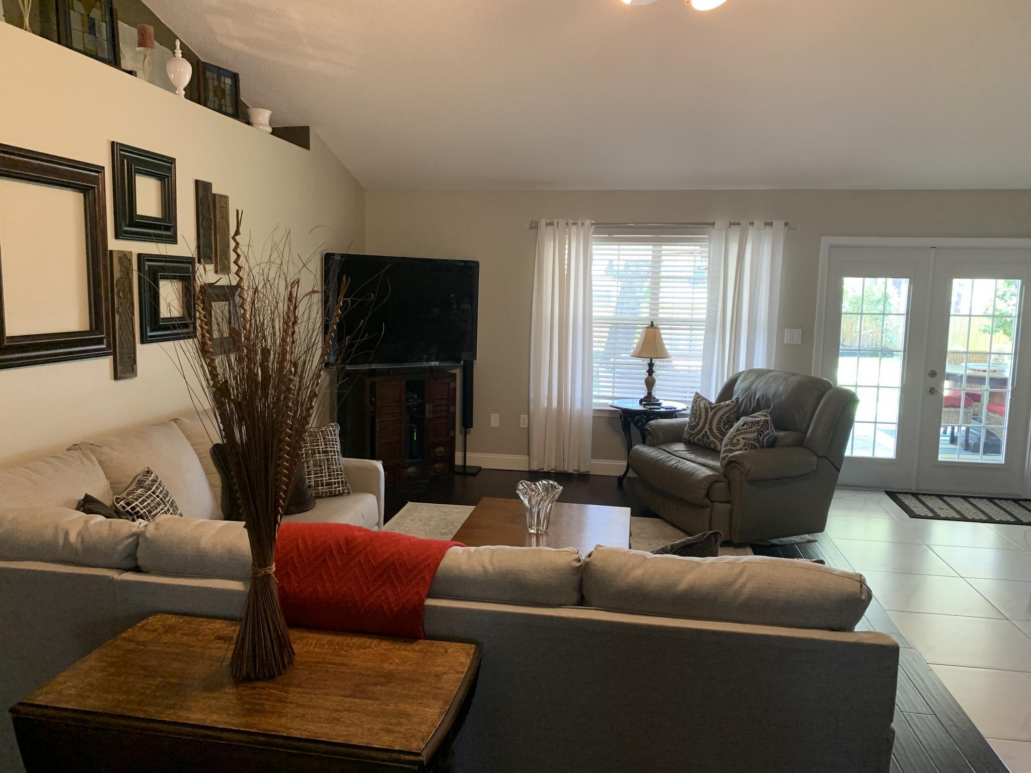 HOLLEY BY THE SEA - Residential