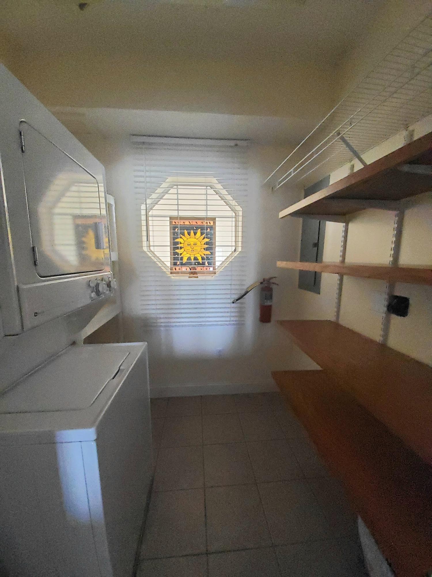 LAGUNA LANDING - Residential