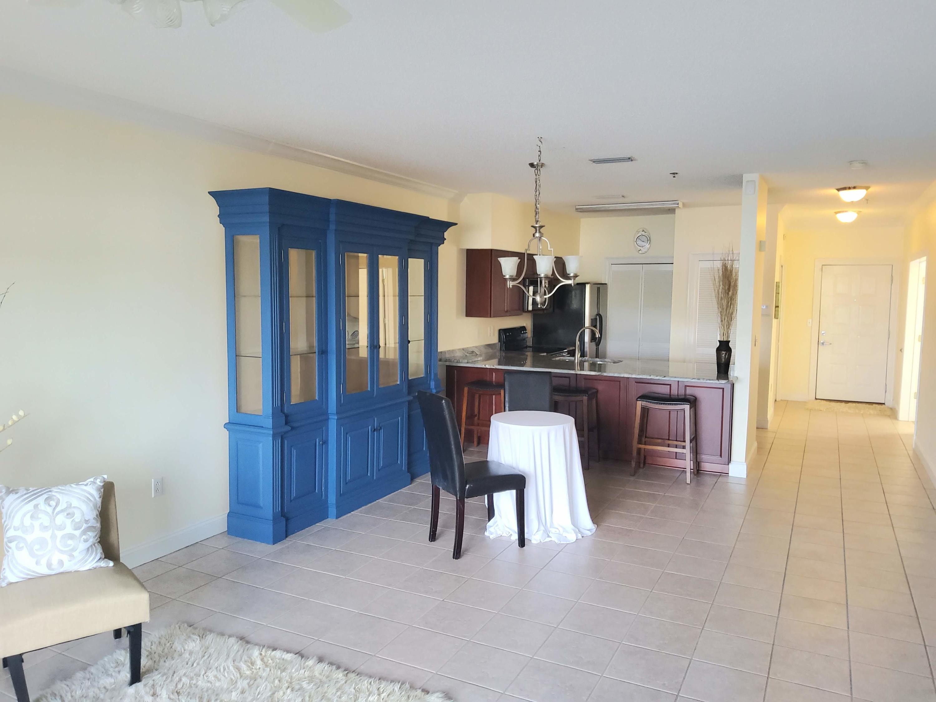 LAGUNA LANDING - Residential