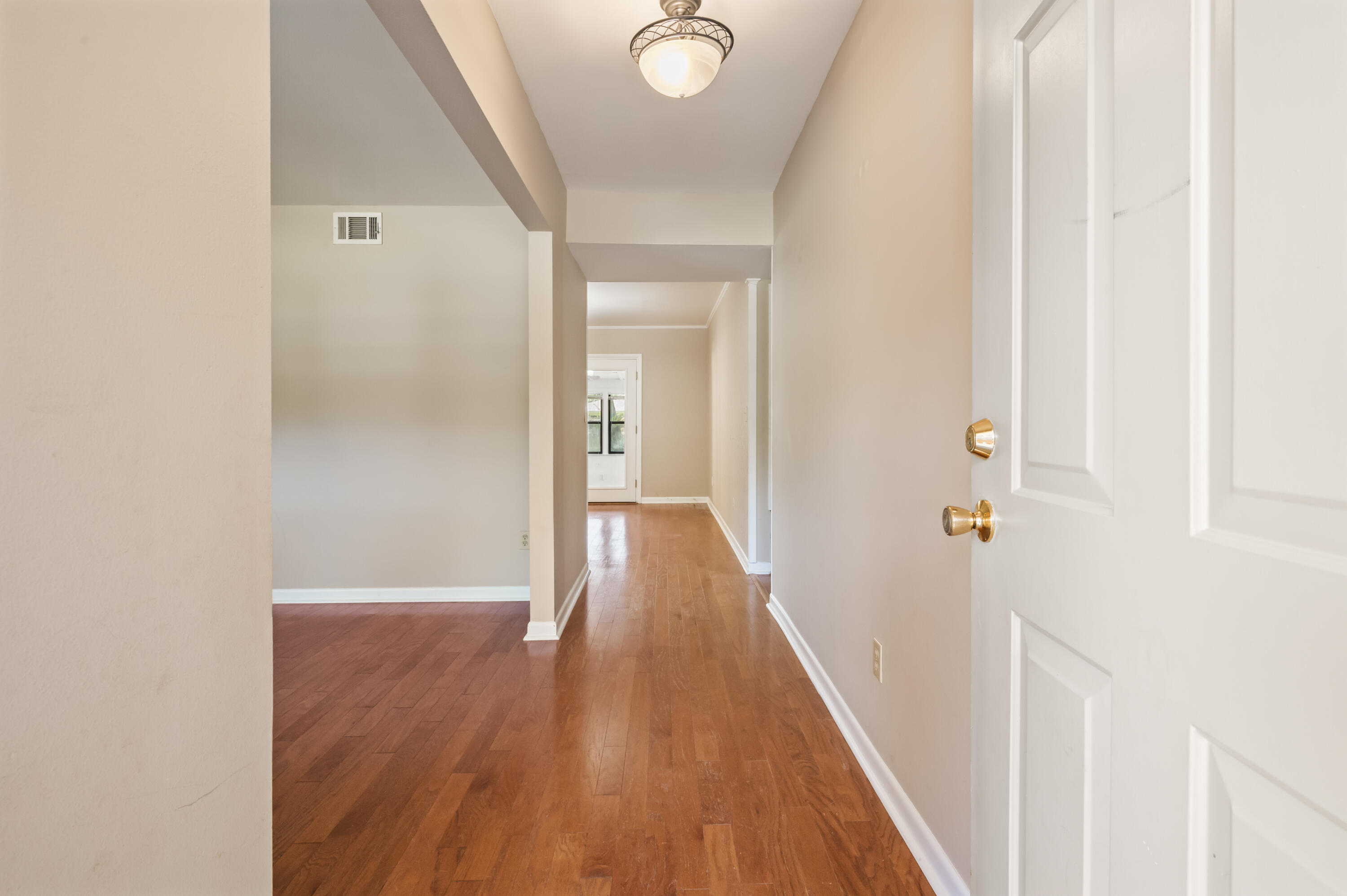 COLLEGE WOOD - Residential