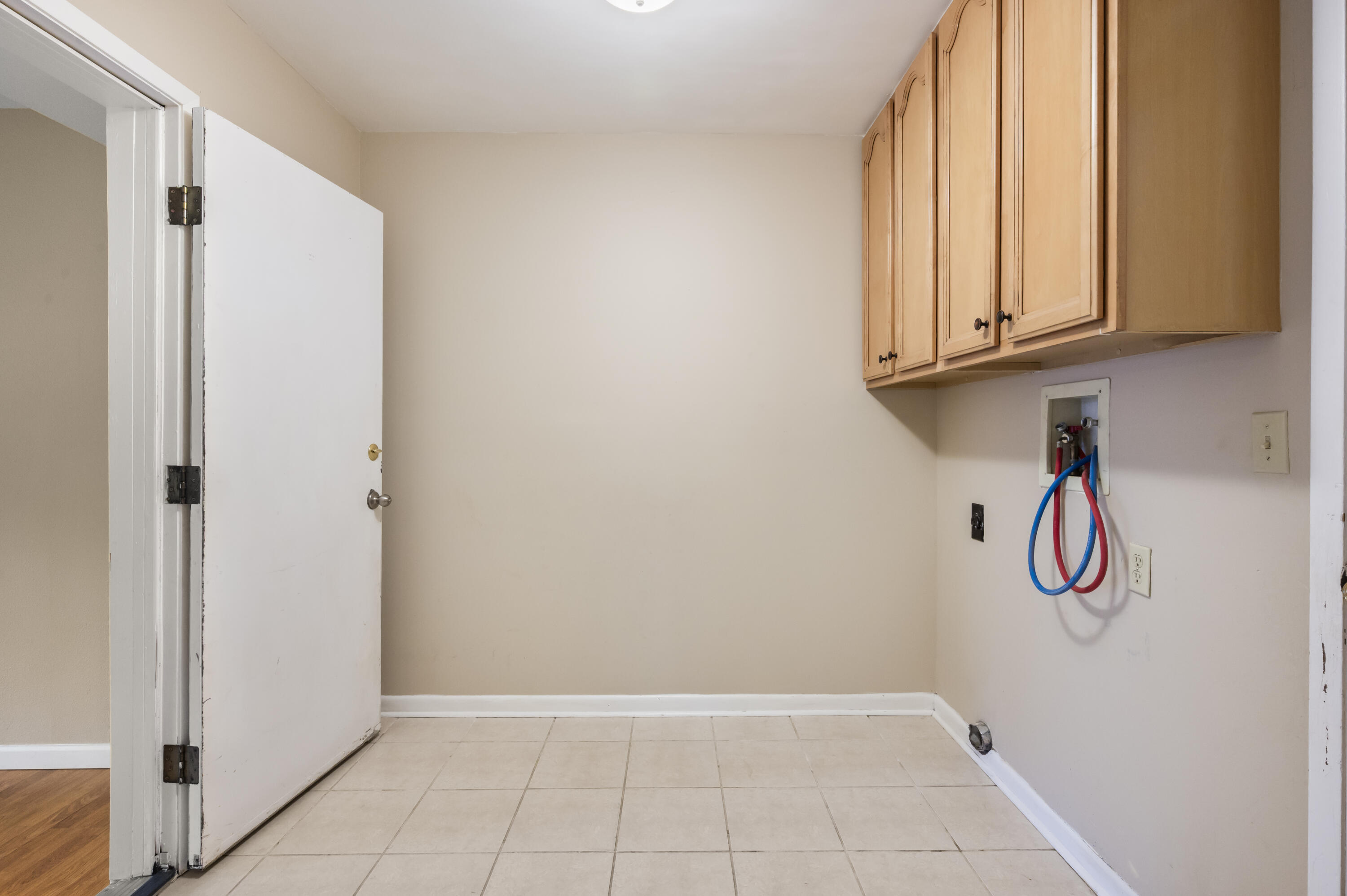 COLLEGE WOOD - Residential
