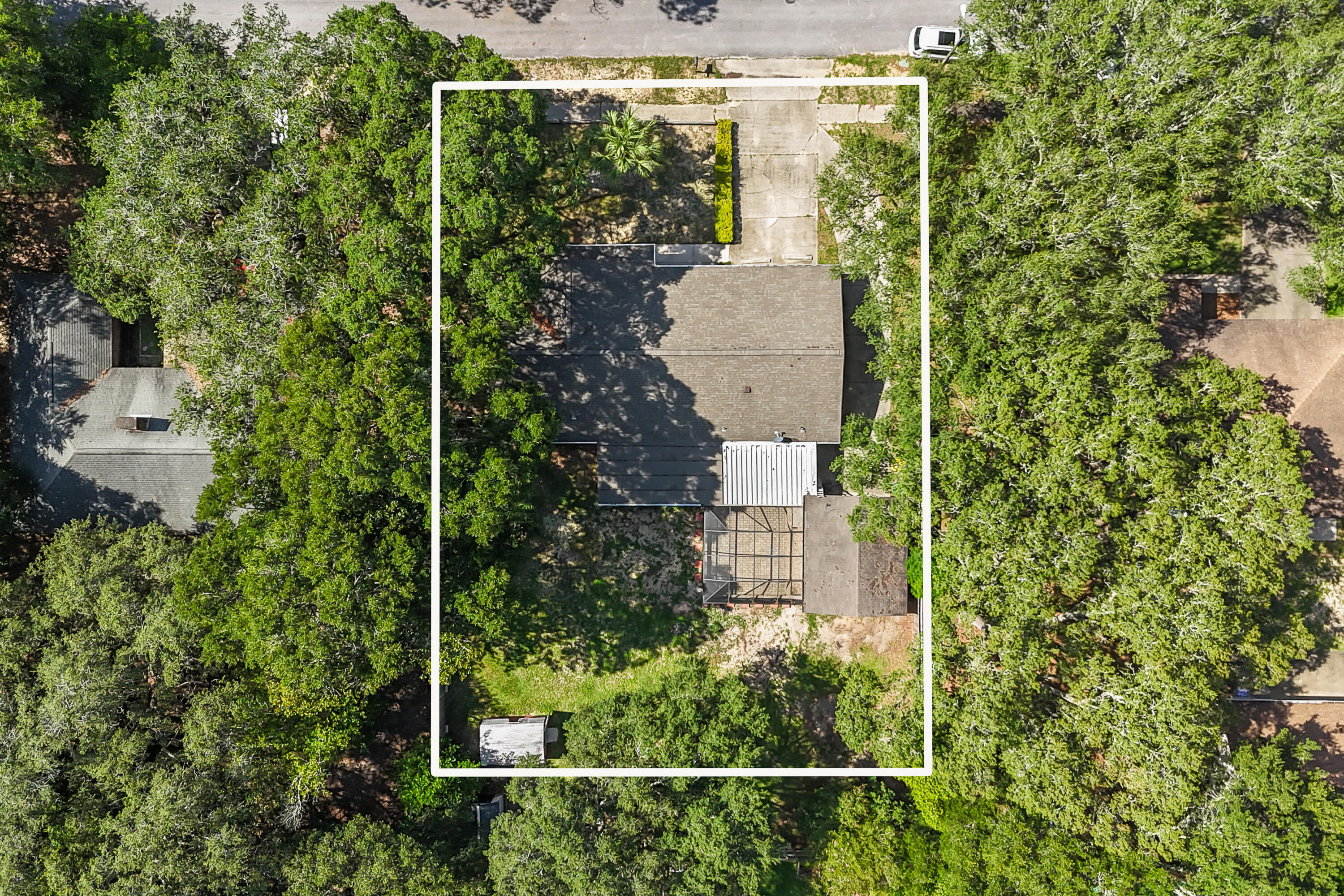 COLLEGE WOOD - Residential