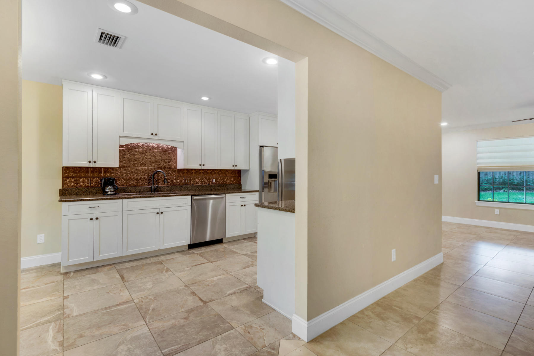 COLLEGE WOOD - Residential