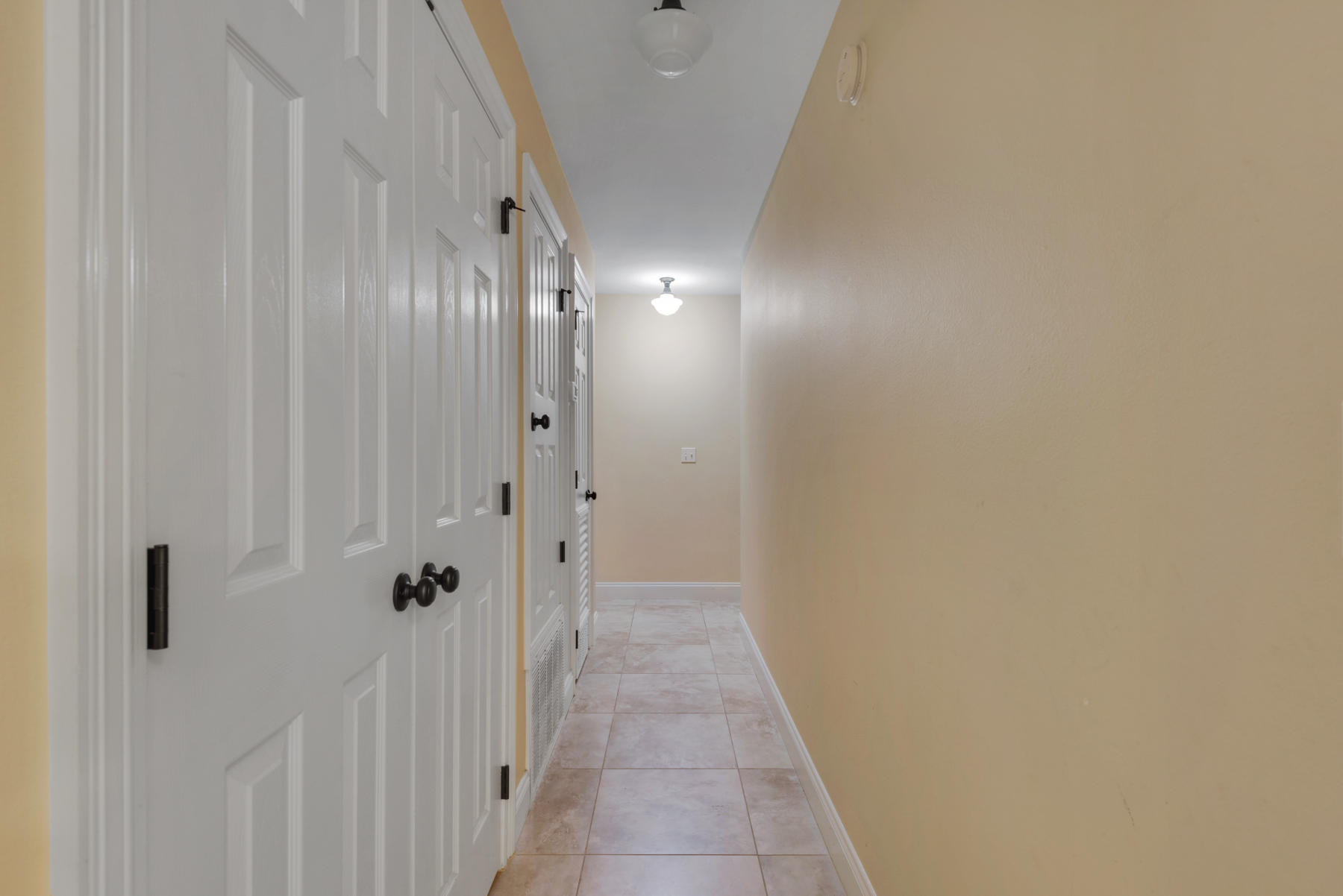 COLLEGE WOOD - Residential