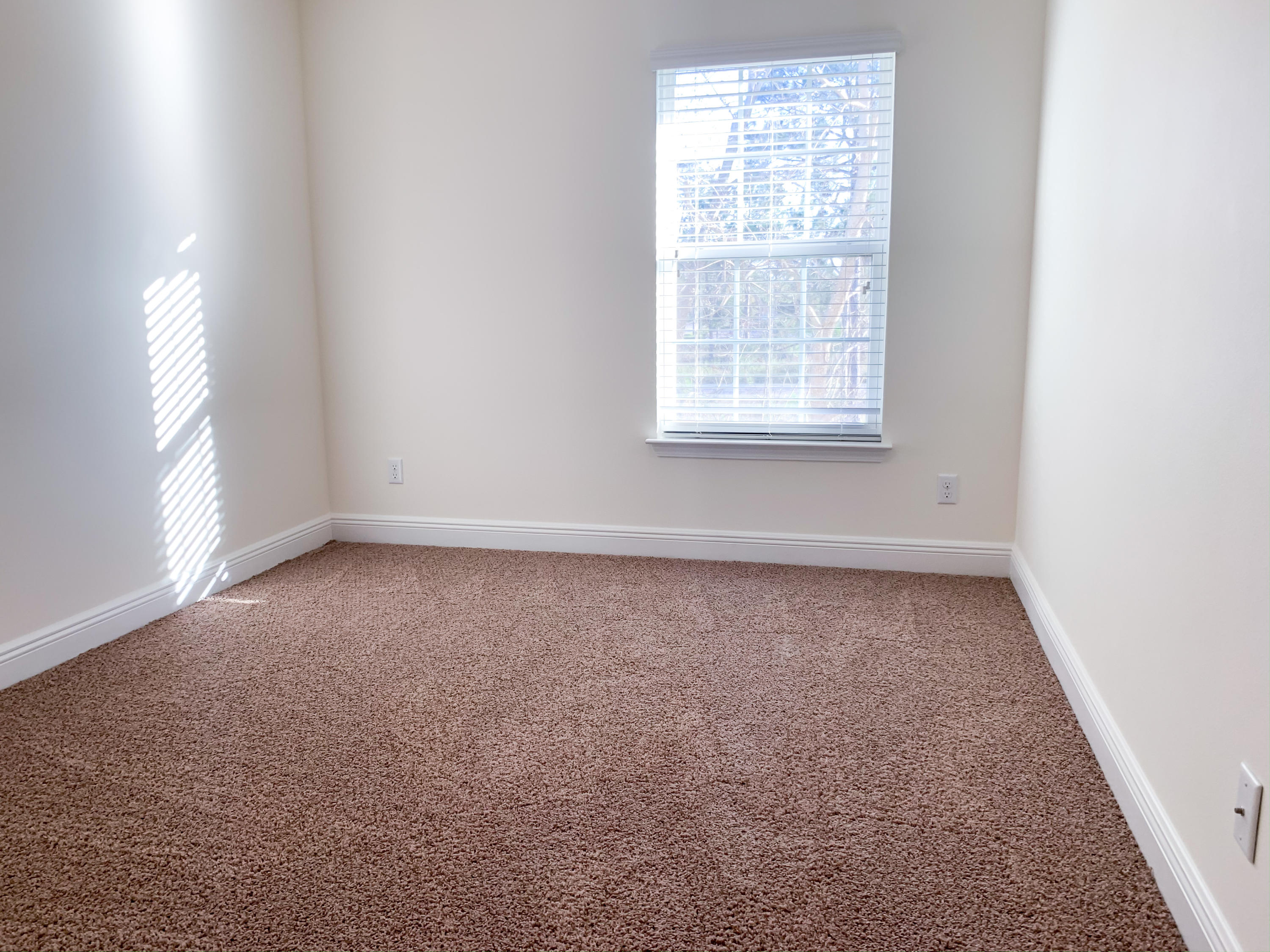 WATER OAKS T/H - Residential