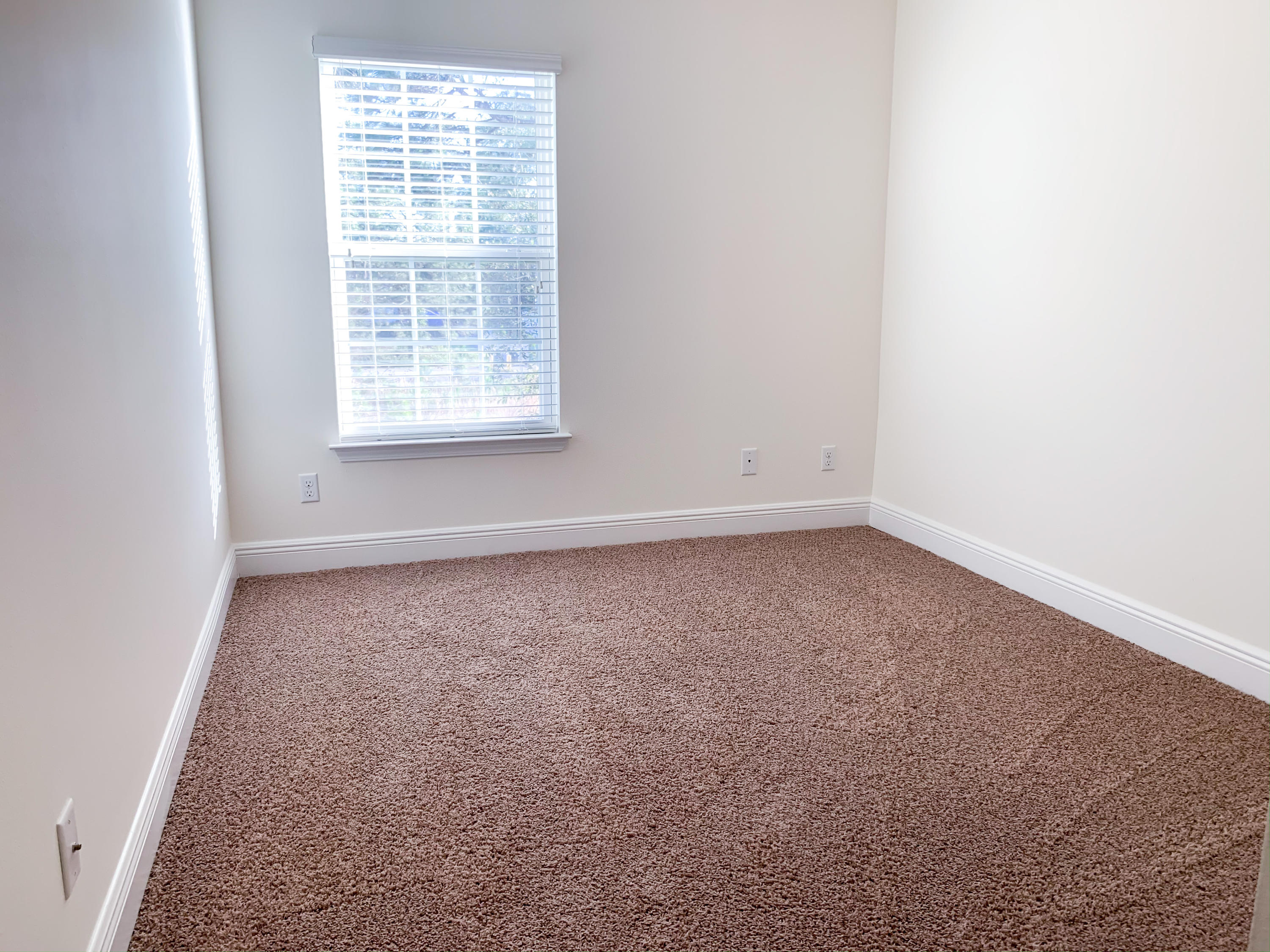 WATER OAKS T/H - Residential