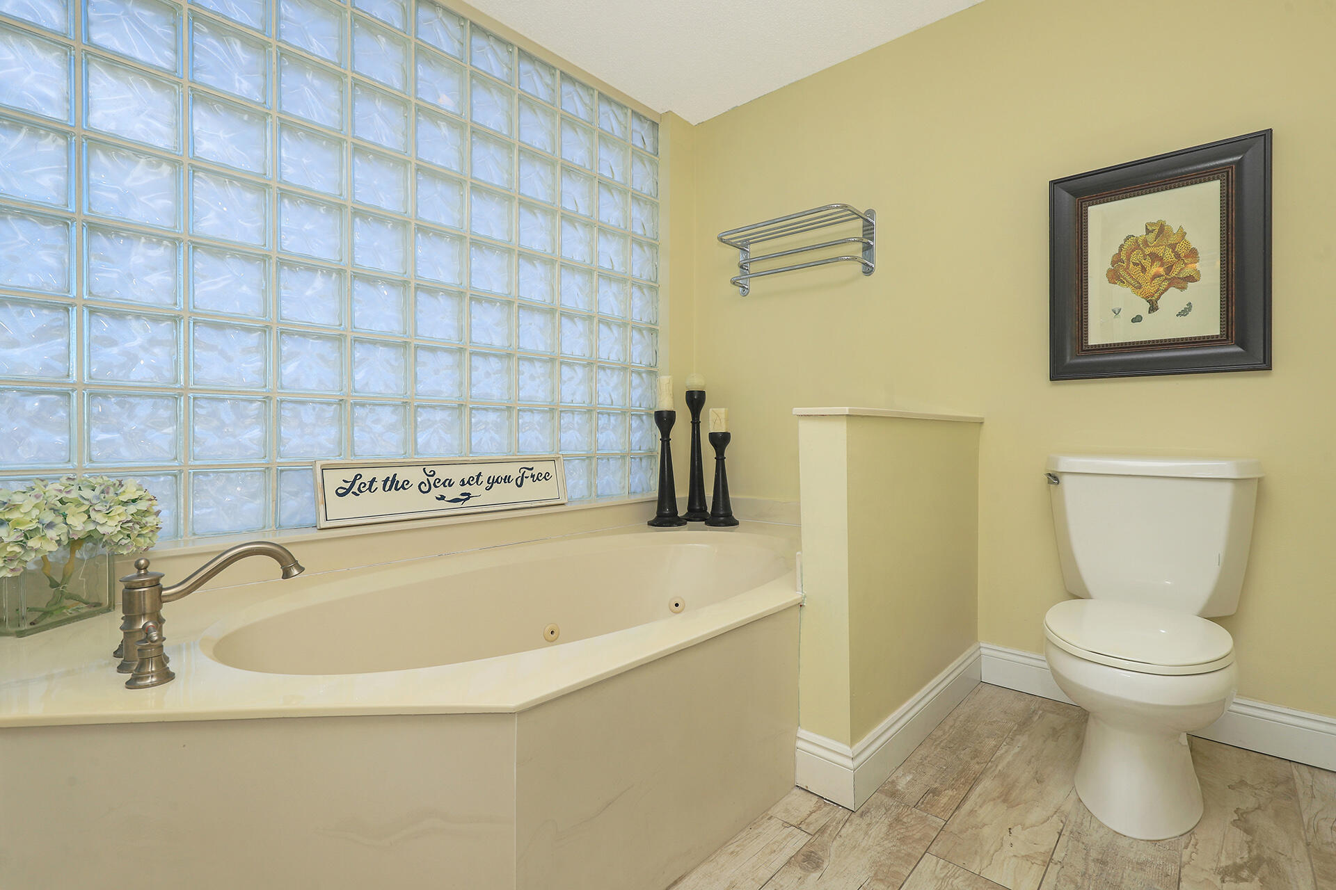 STERLING SANDS CONDO - Residential