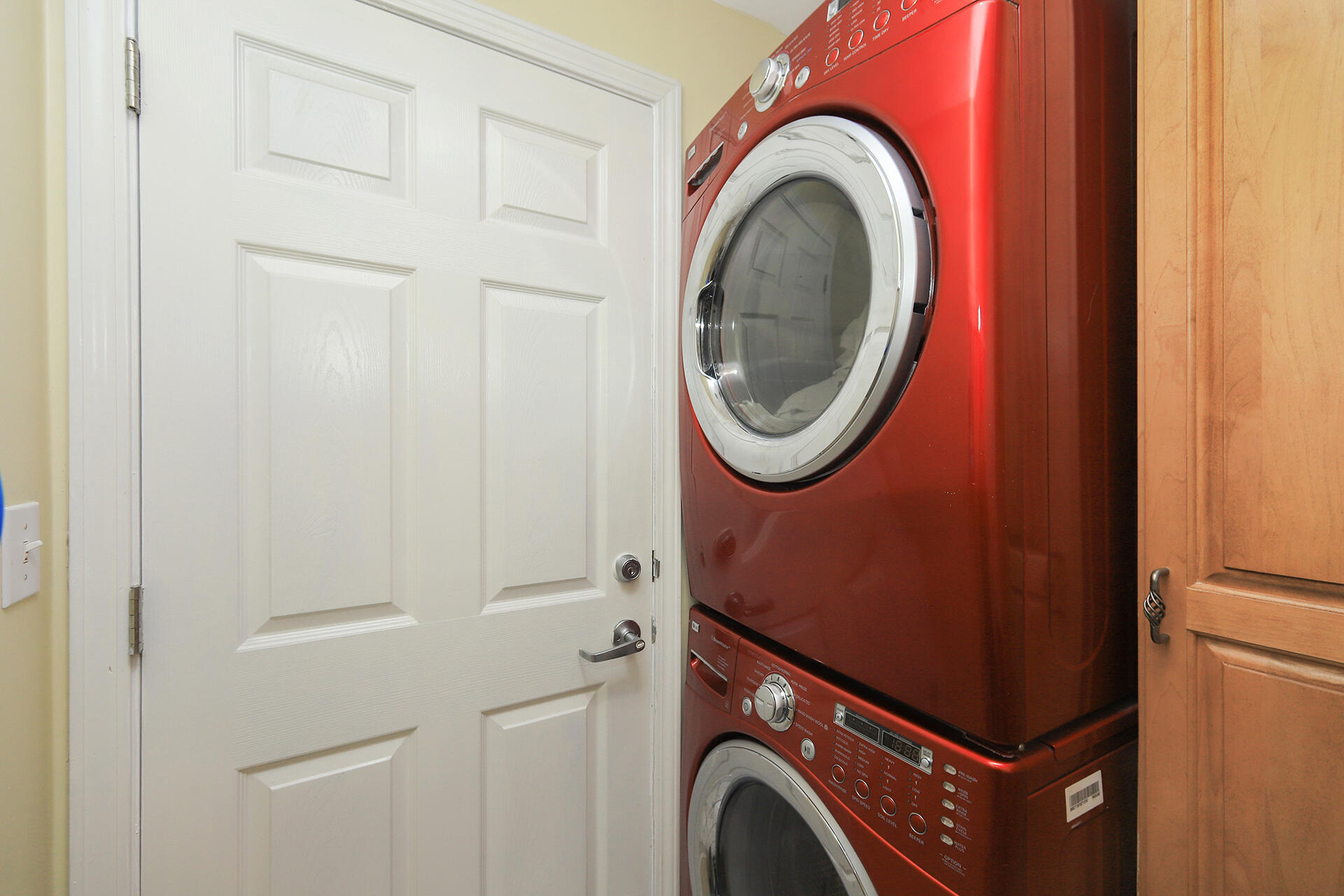 STERLING SANDS CONDO - Residential