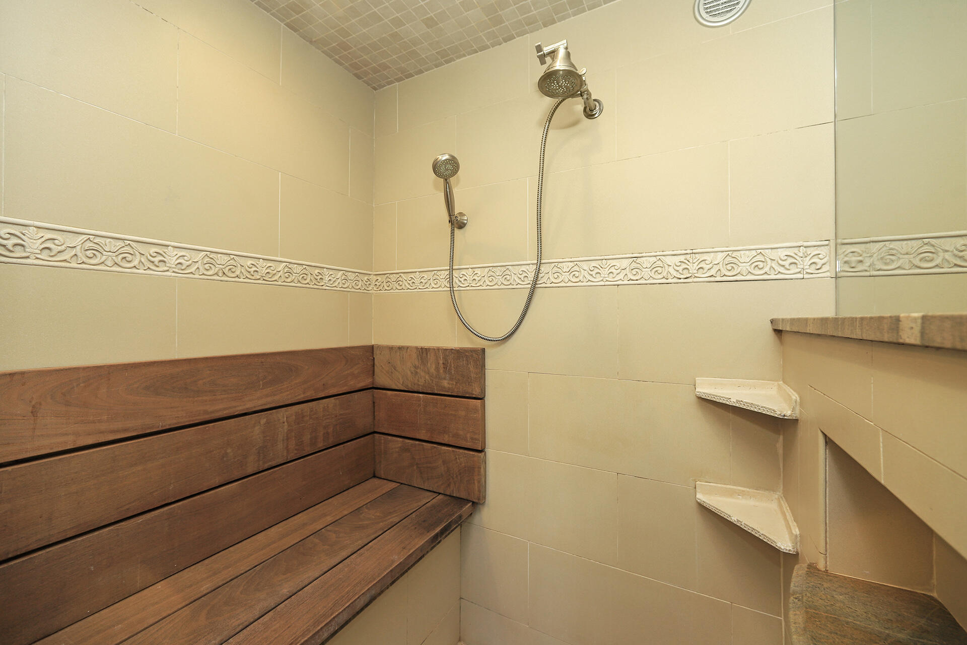 STERLING SANDS CONDO - Residential