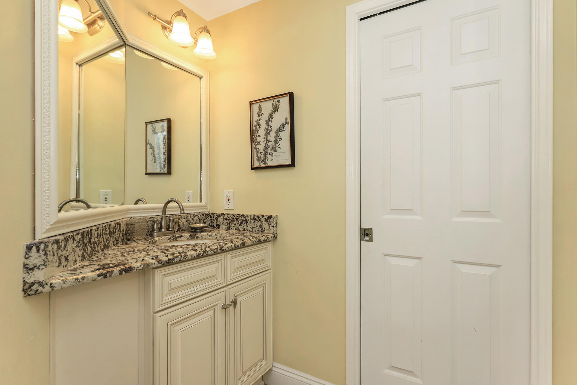 STERLING SANDS CONDO - Residential