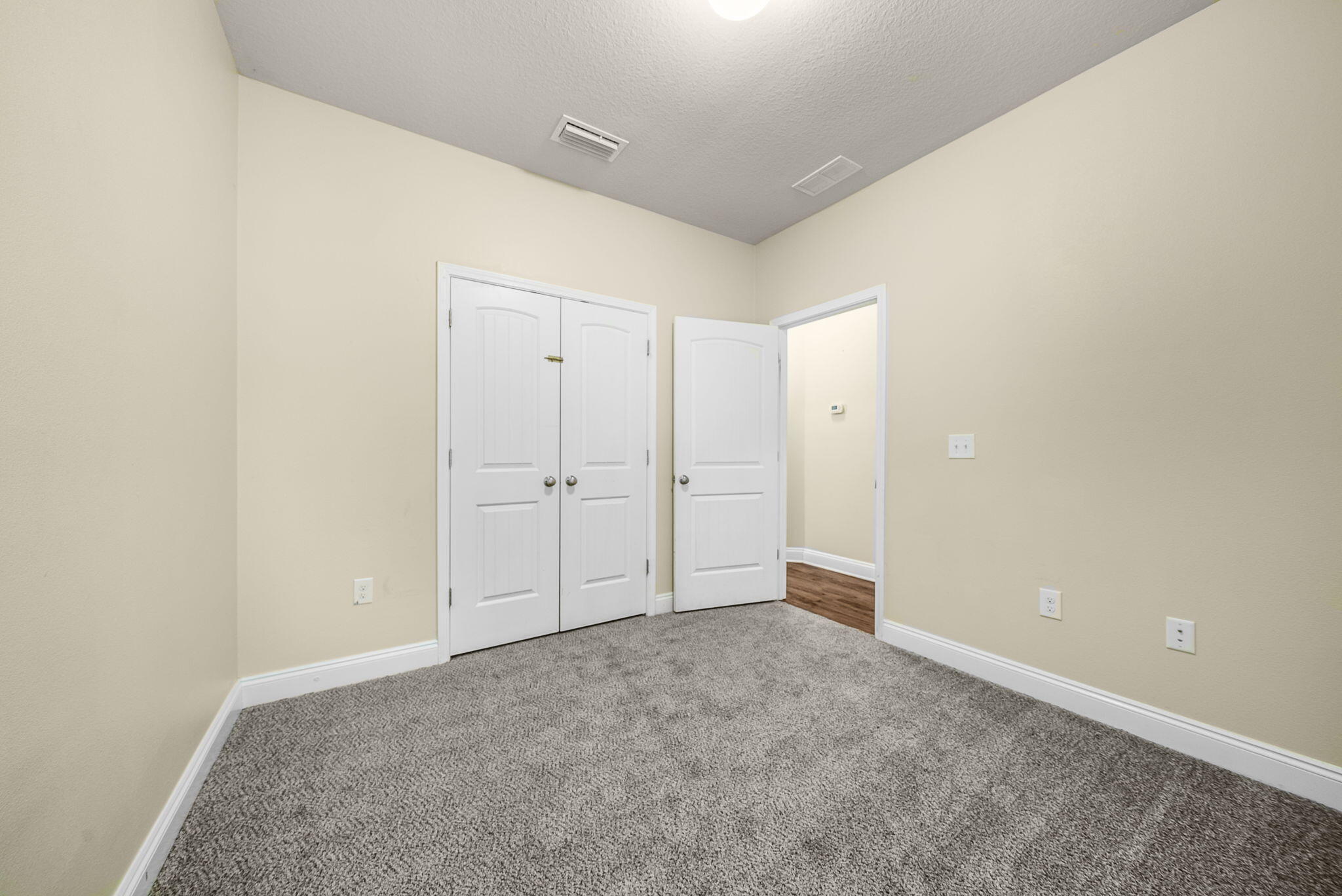 LAGRANGE LANDING - Residential