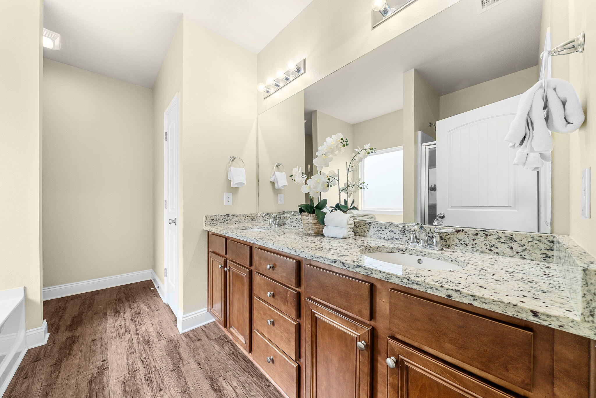 LAGRANGE LANDING - Residential