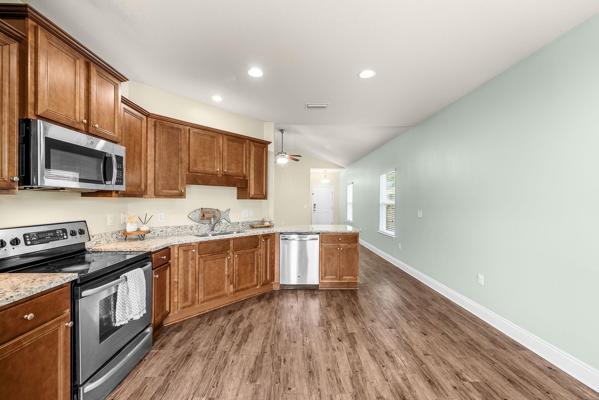 LAGRANGE LANDING - Residential