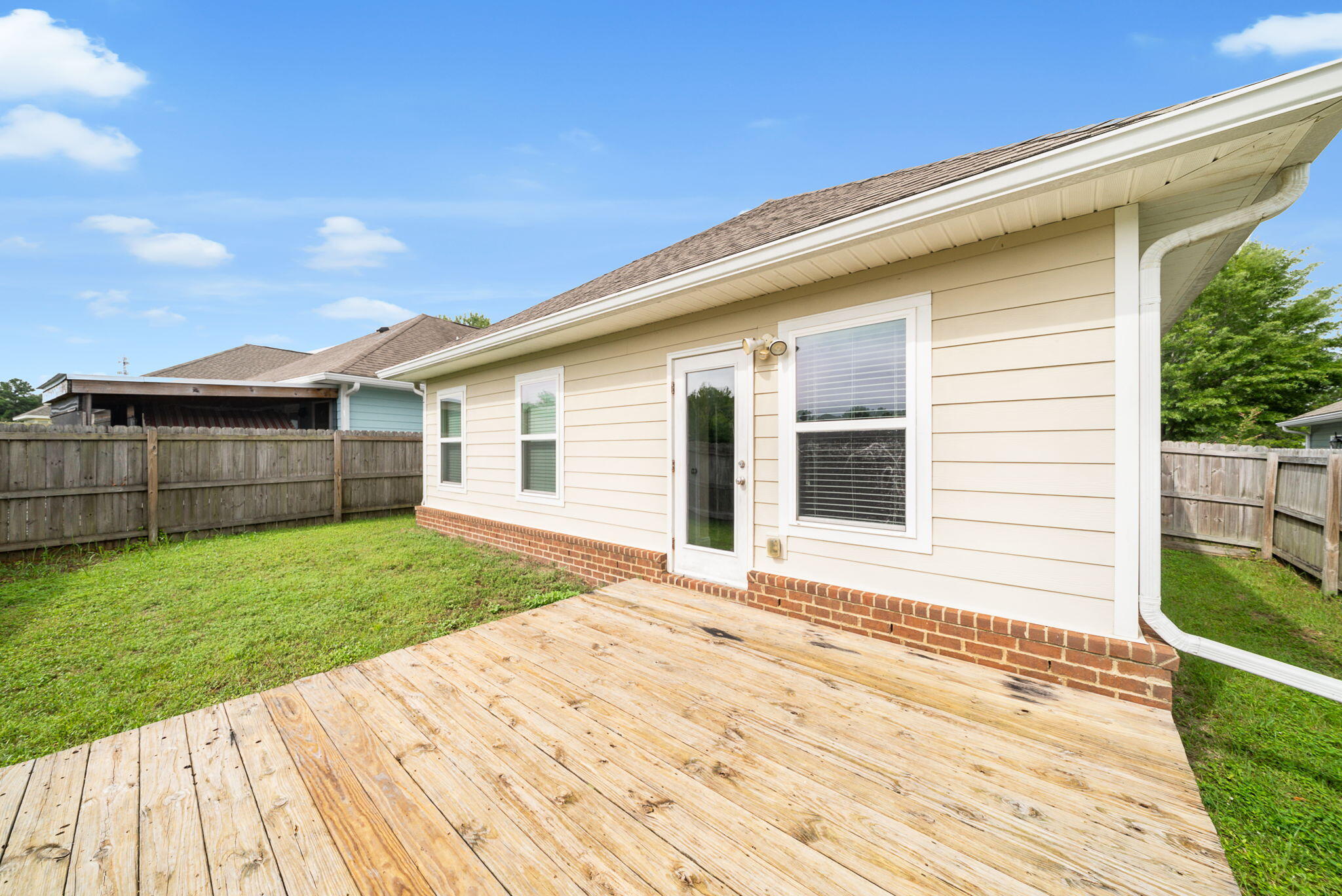 LAGRANGE LANDING - Residential