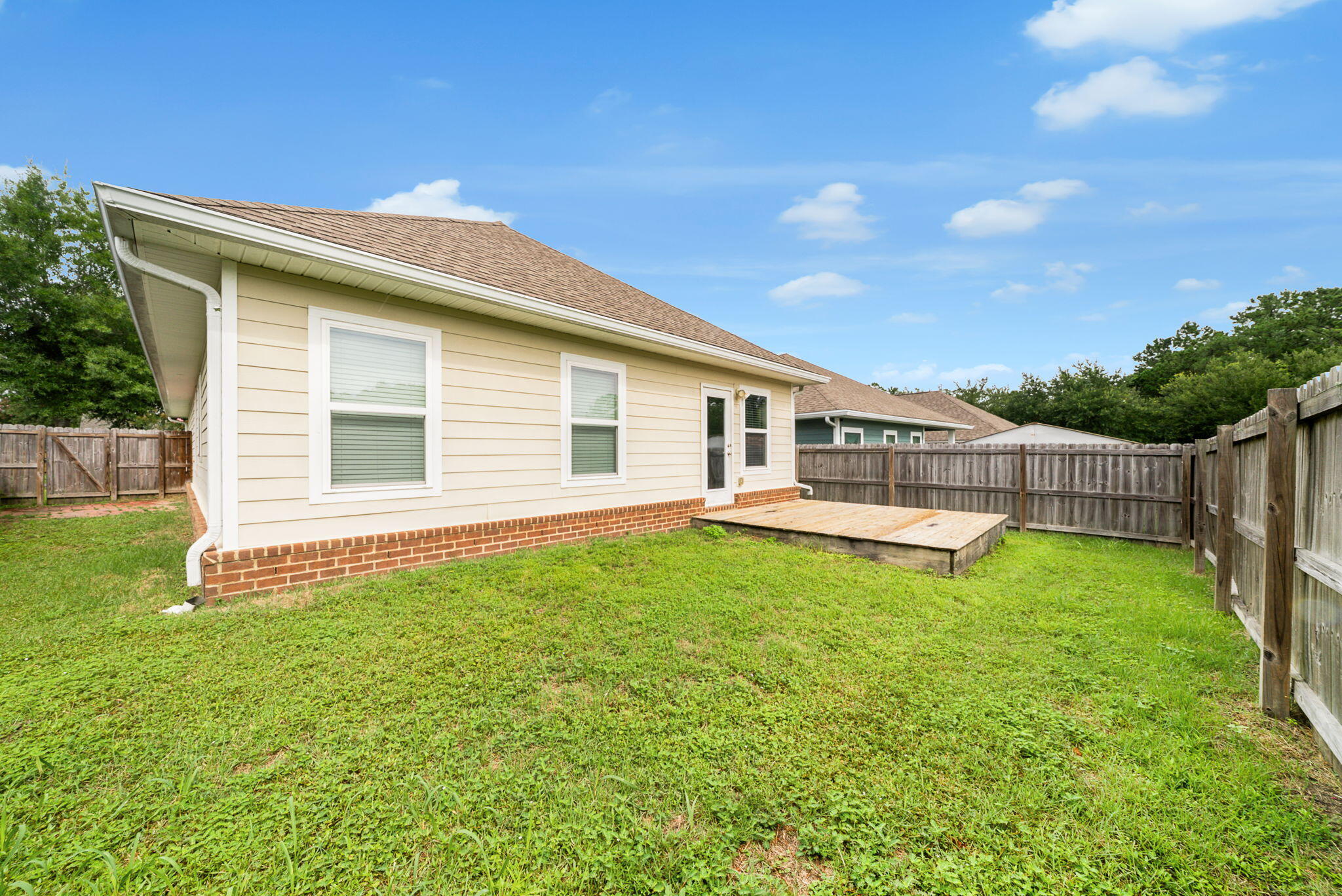 LAGRANGE LANDING - Residential